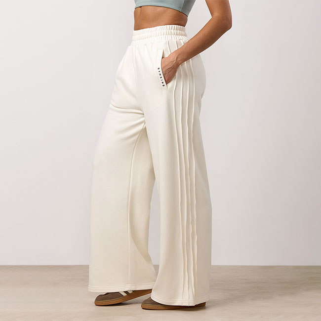 Gym King Replenish Peached Wide Seam Jogger - Marshmallow