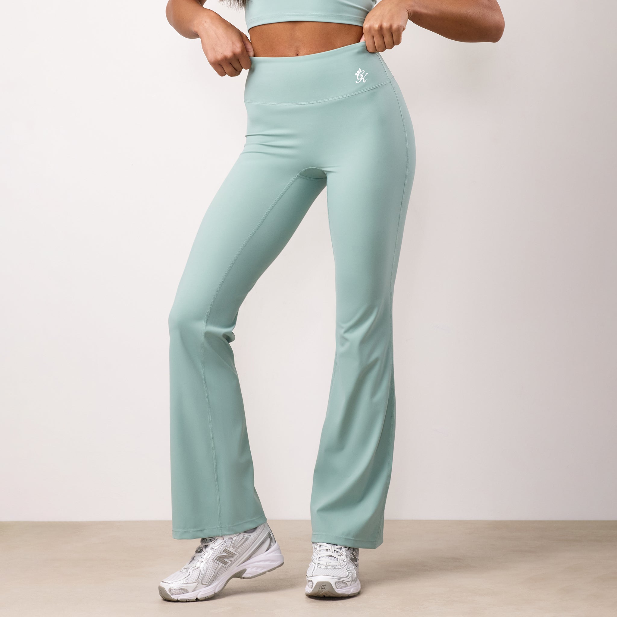 Gym King 365 Flared Yoga Legging - Green Mist