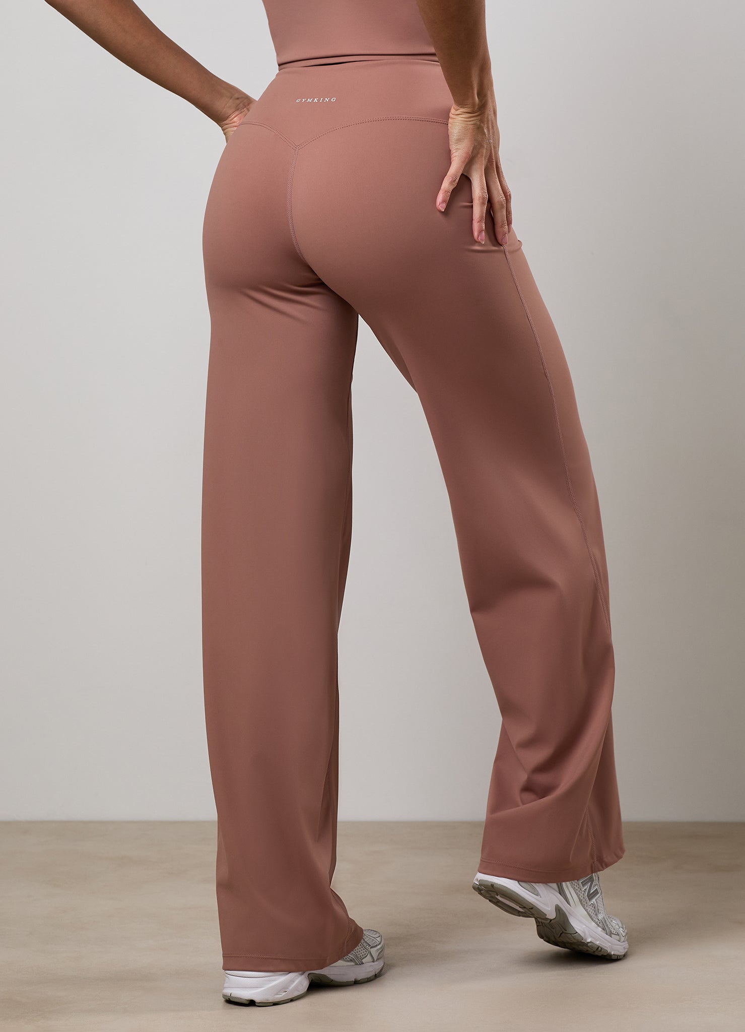 Gym King 365 Straight Leg Yoga Pant Regular - Pale Chestnut