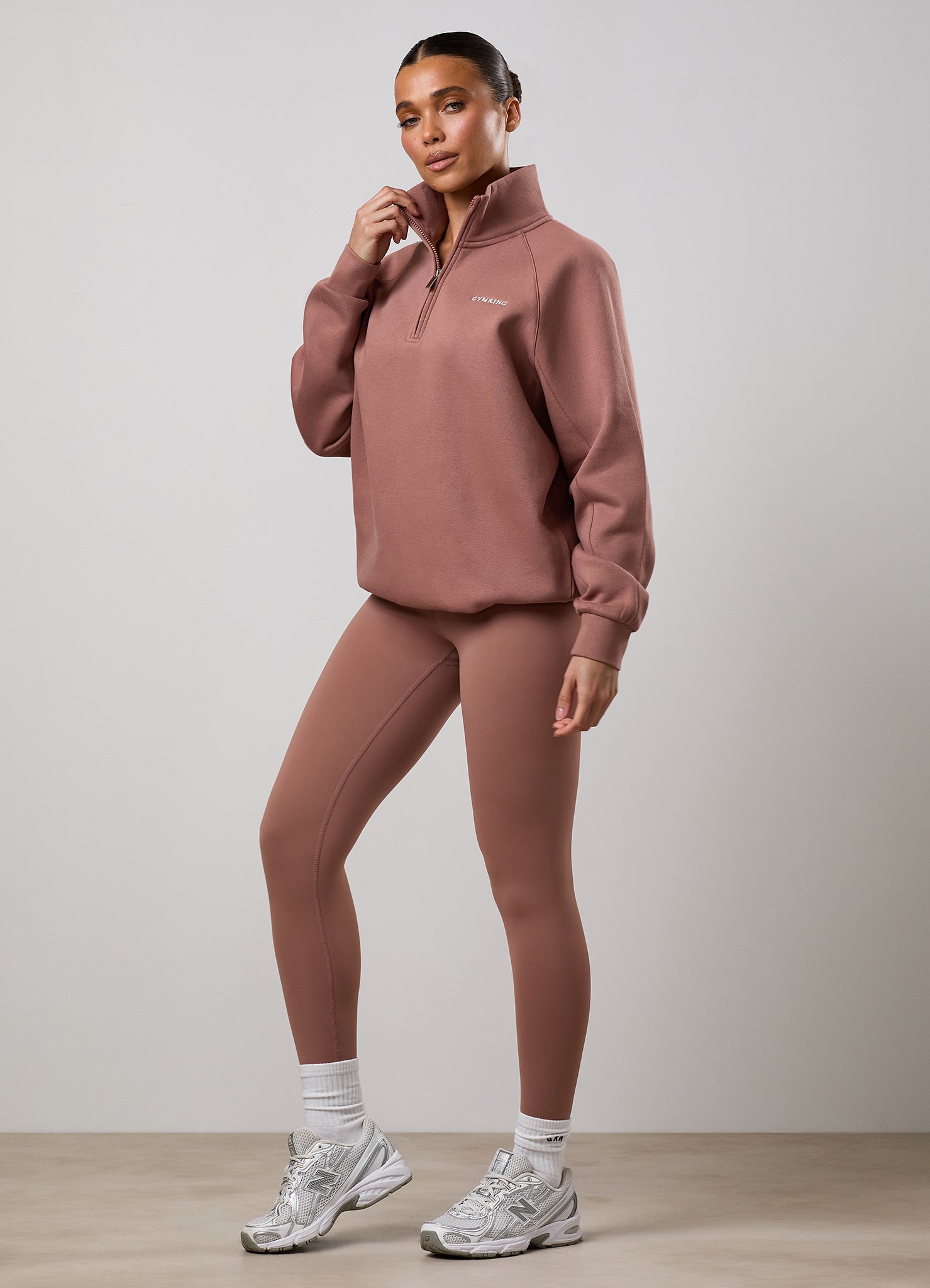 Gym King 365 Raglan Sleeve Funnel - Pale Chestnut