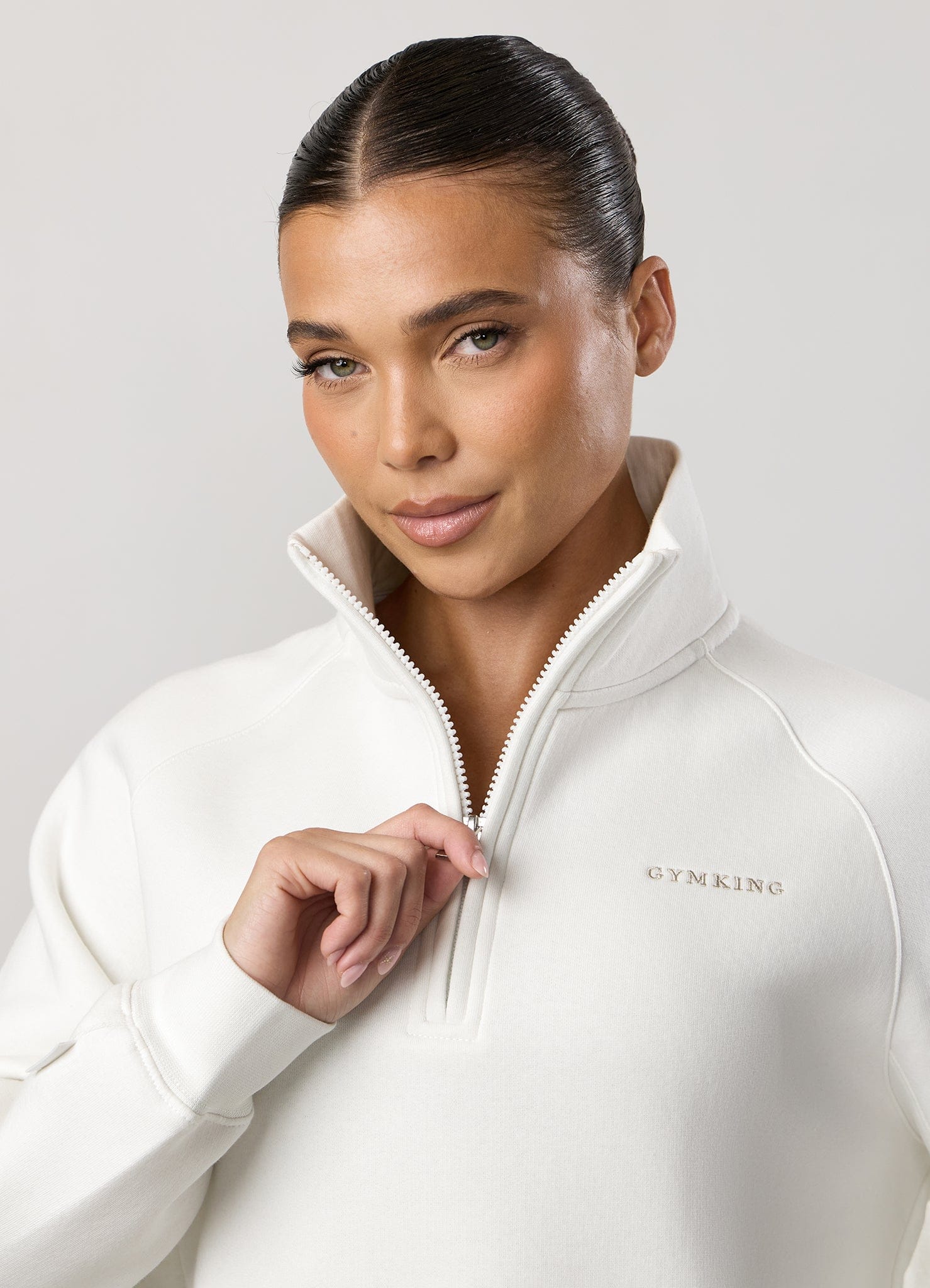 Gym King Raglan Sleeve Fleece Funnel - Cream