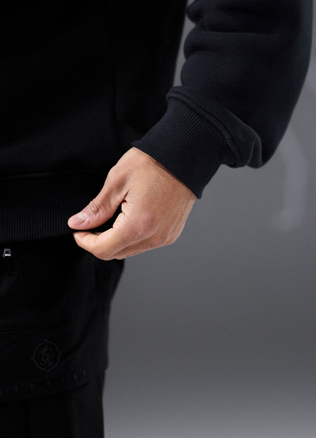 Gym King Rebellion Ambush Loopback Crew - Black