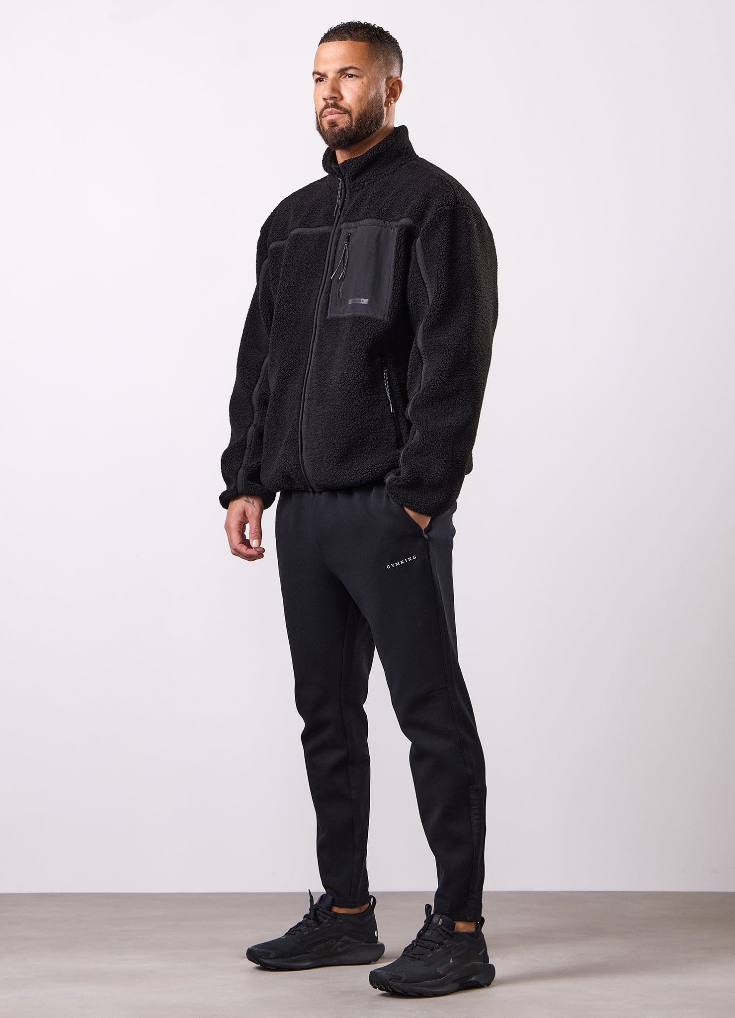 Gym King Borg Funnel Jacket - Black
