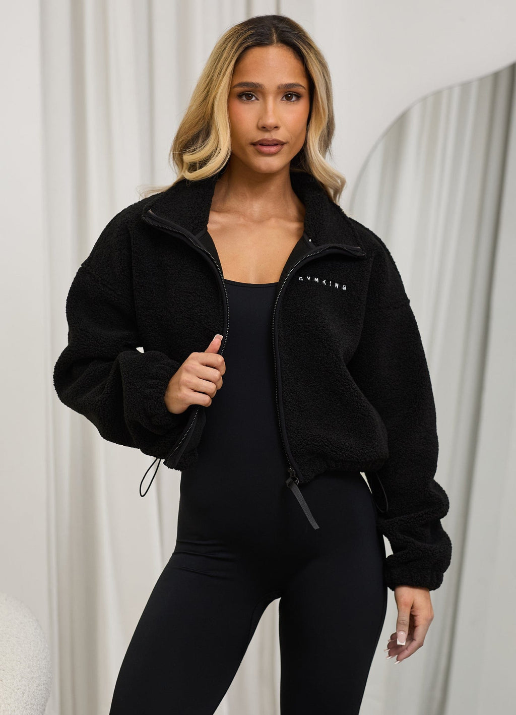 Gym King Linear Cropped Borg Full Zip - Black