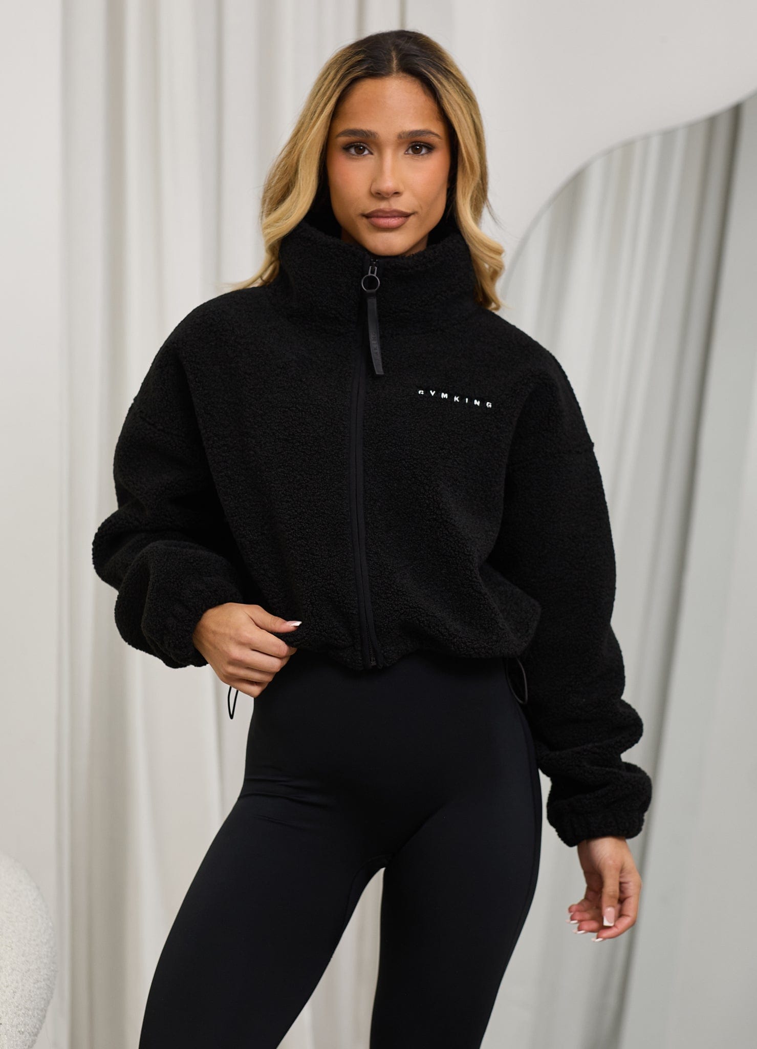 Gym King Linear Cropped Borg Full Zip - Black