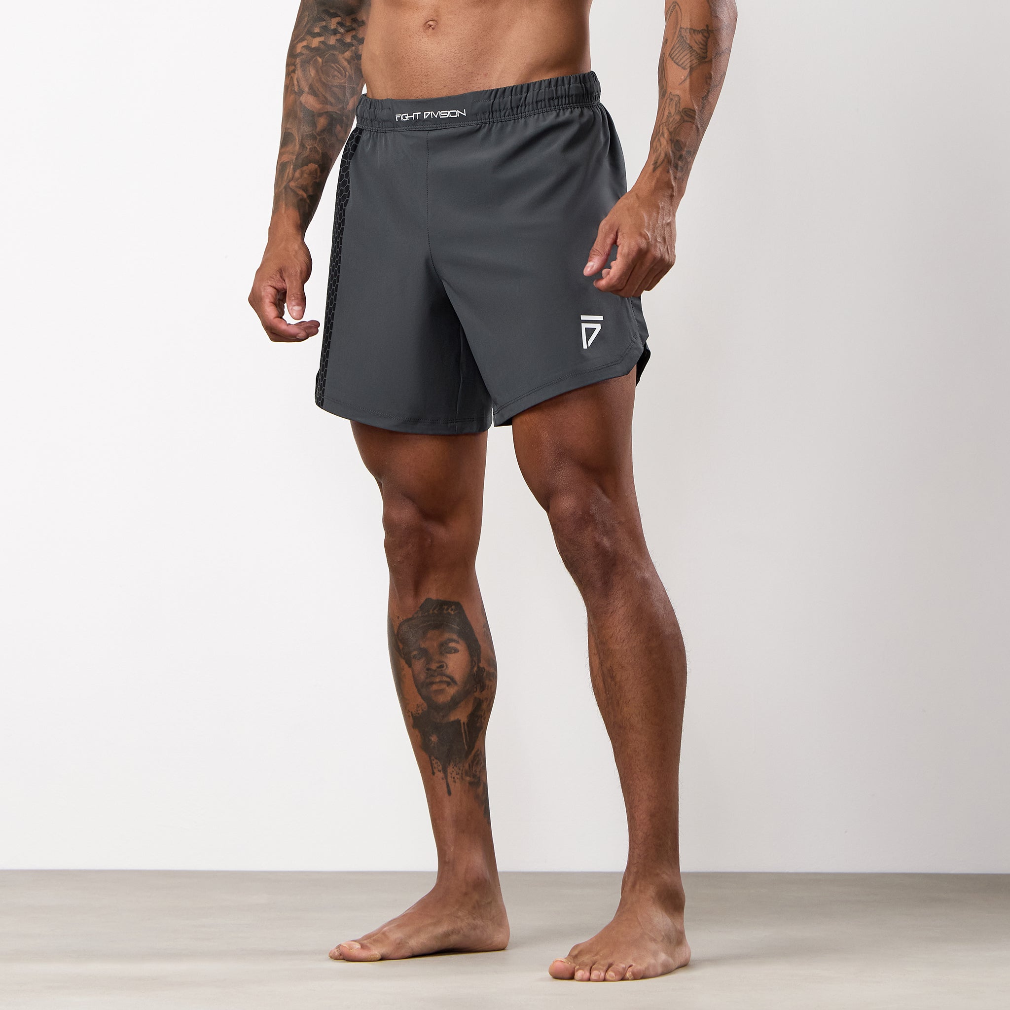 Gym King Fight Division Combat 7" Short - Graphite