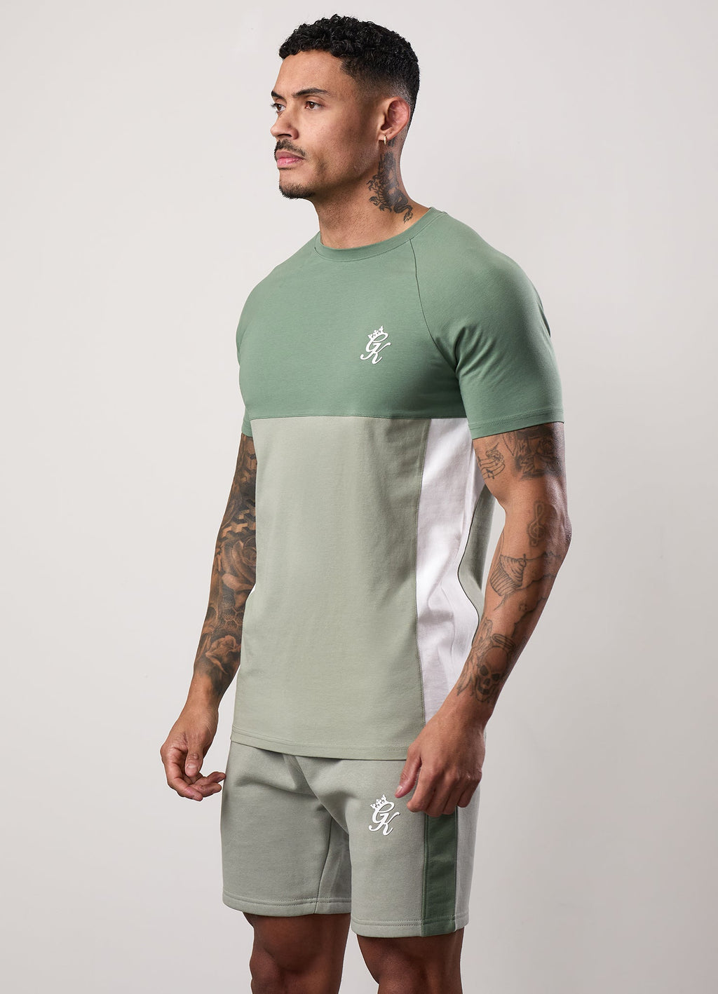 Gym King Contrast Panel Jersey Tee - Fern Green/Soft Khaki/White