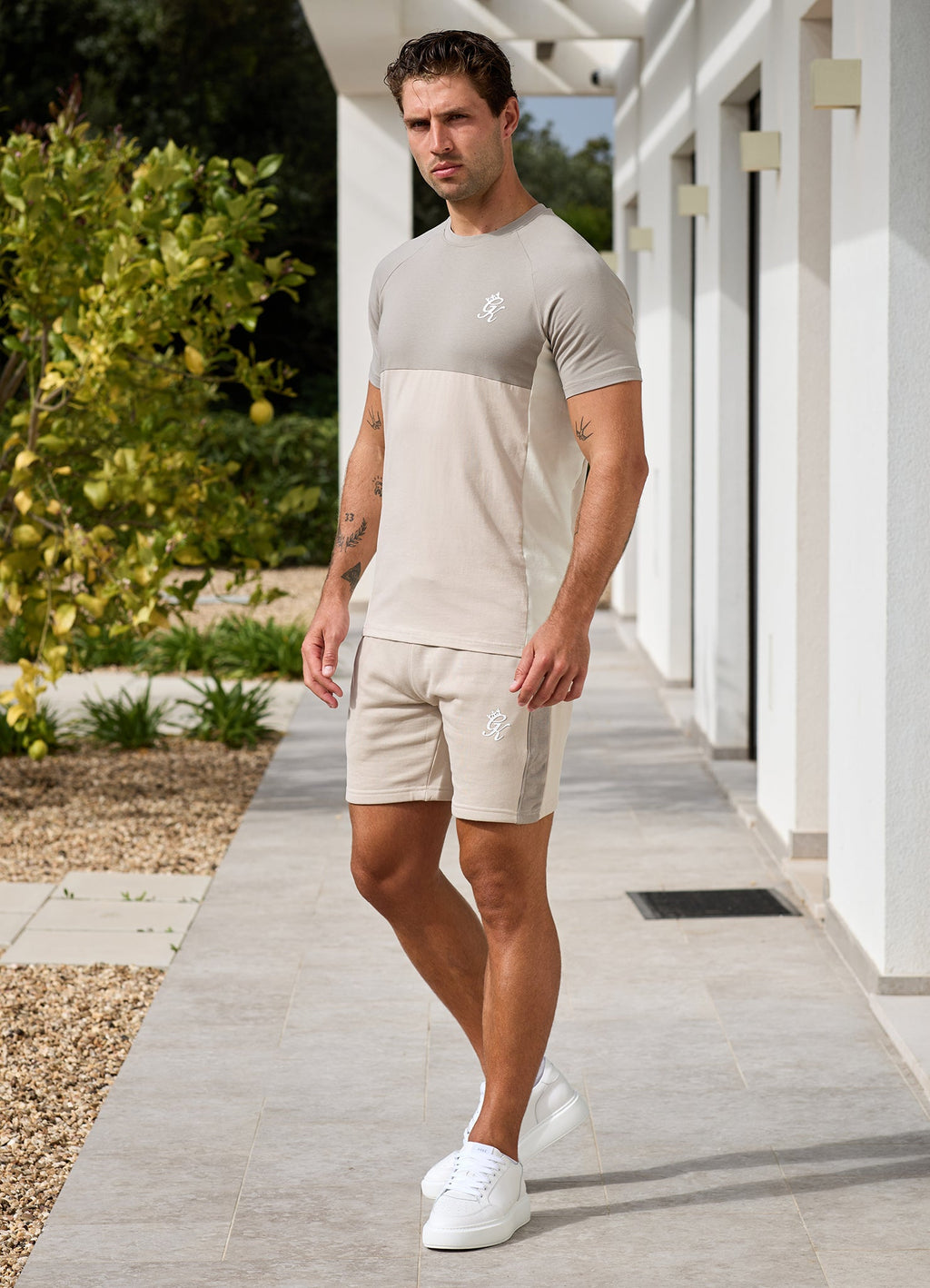 Gym King Contrast Panel Jersey Tee - Light Stone/Taupe/White