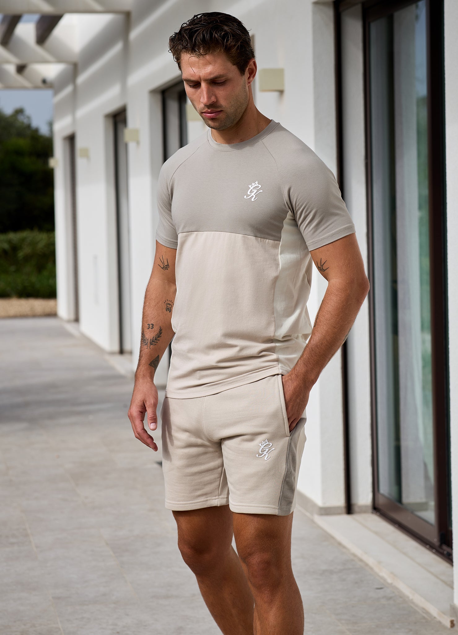 Gym King Contrast Panel Jersey Tee - Light Stone/Taupe/White