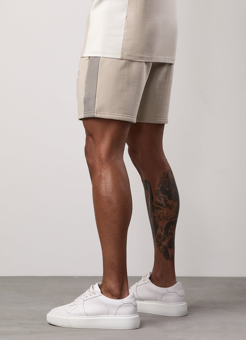 Gym King Contrast Panel Short - Taupe/Light Stone/White
