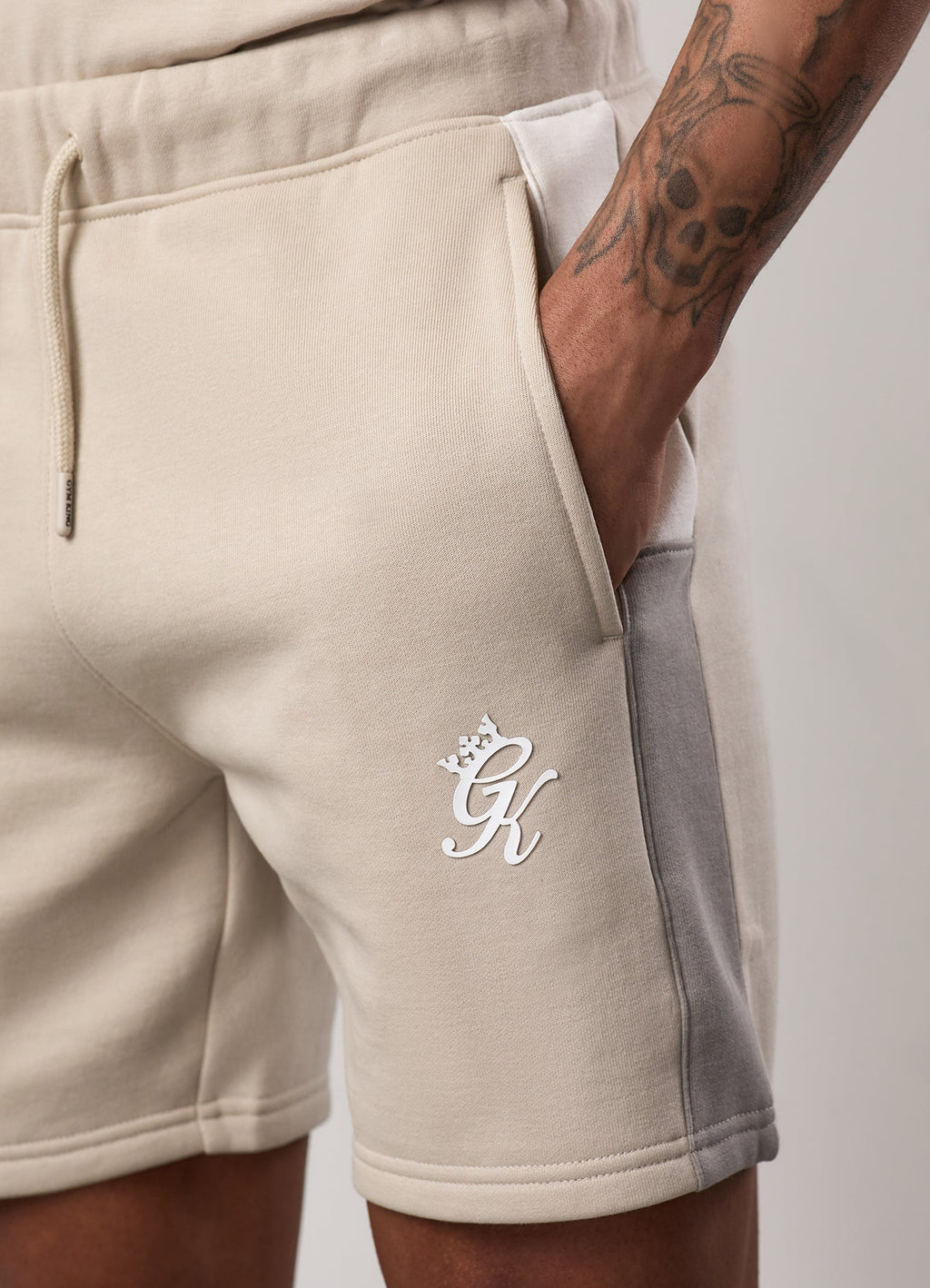 Gym King Contrast Panel Short - Taupe/Light Stone/White