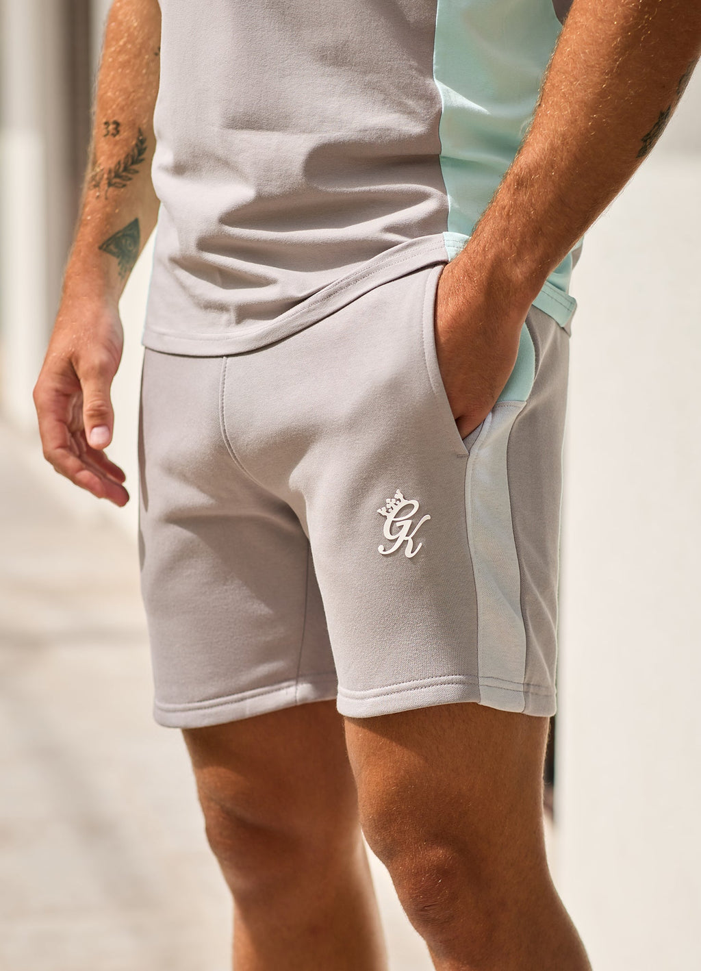 Gym King Contrast Panel Short - Urban Grey/Light Grey/Mint