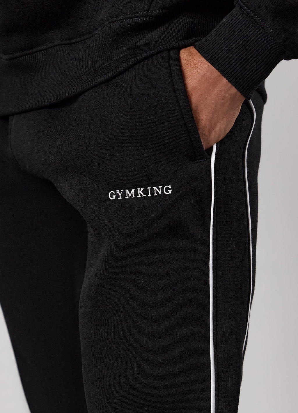 Gym King Core Piped Fleece Jogger - Black