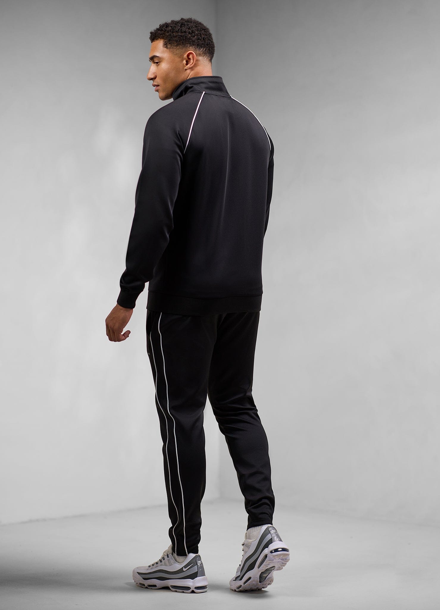 Gym King Core Piped Full Zip Funnel - Black