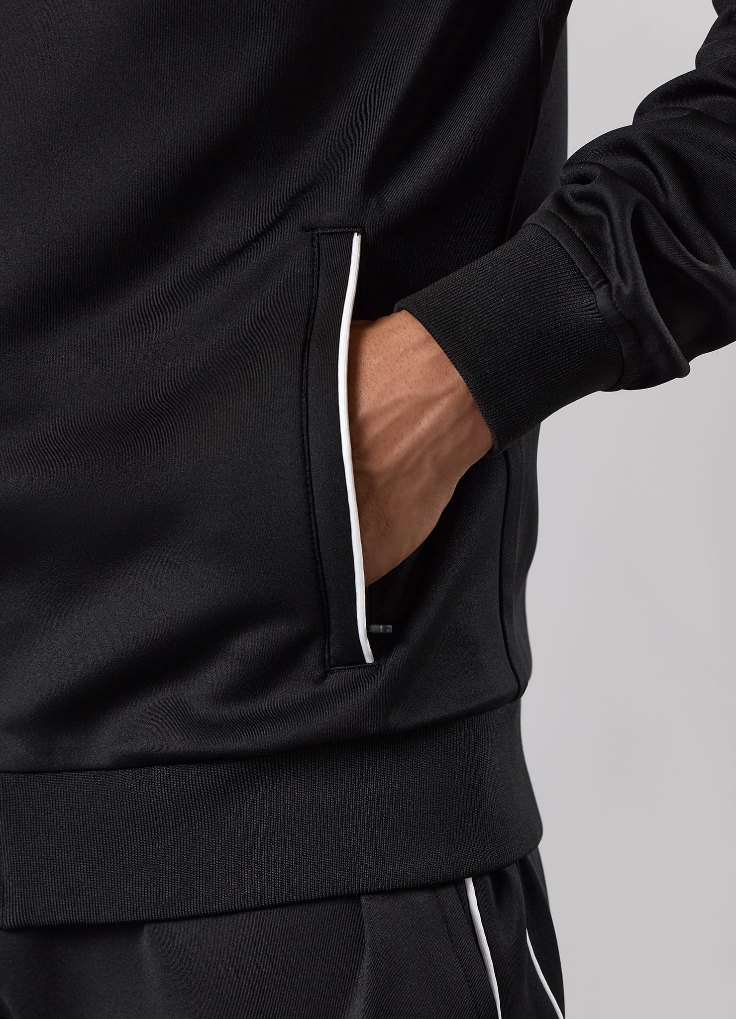 Gym King Core Piped Full Zip Funnel - Black