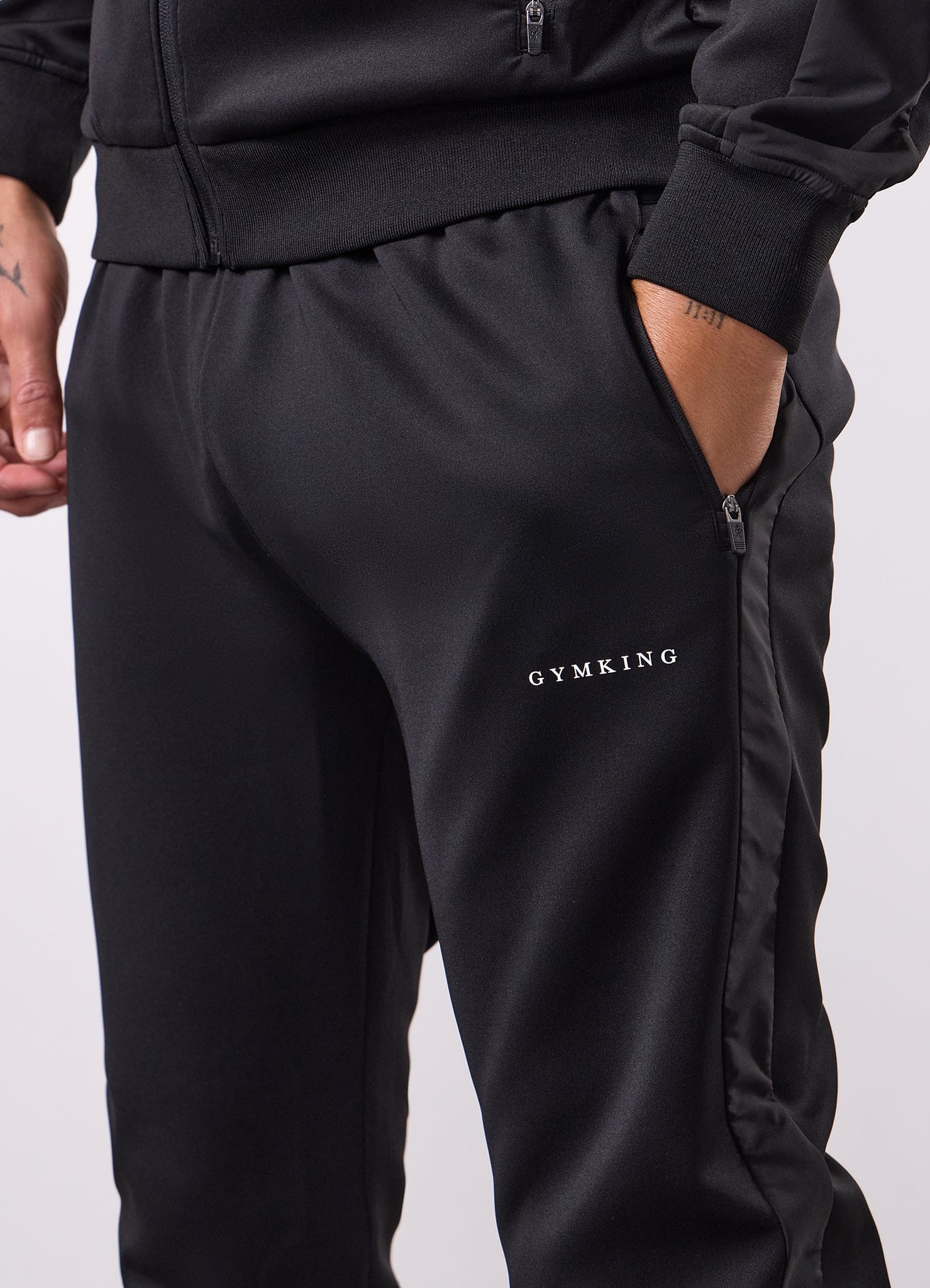 Gym King Core Plus Panel Jogger - Black