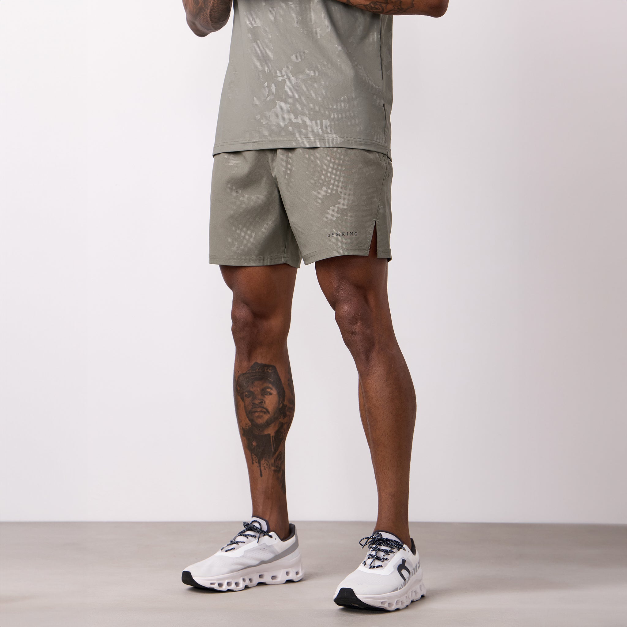 Gym King Debossed Camo Short 5" - Olive