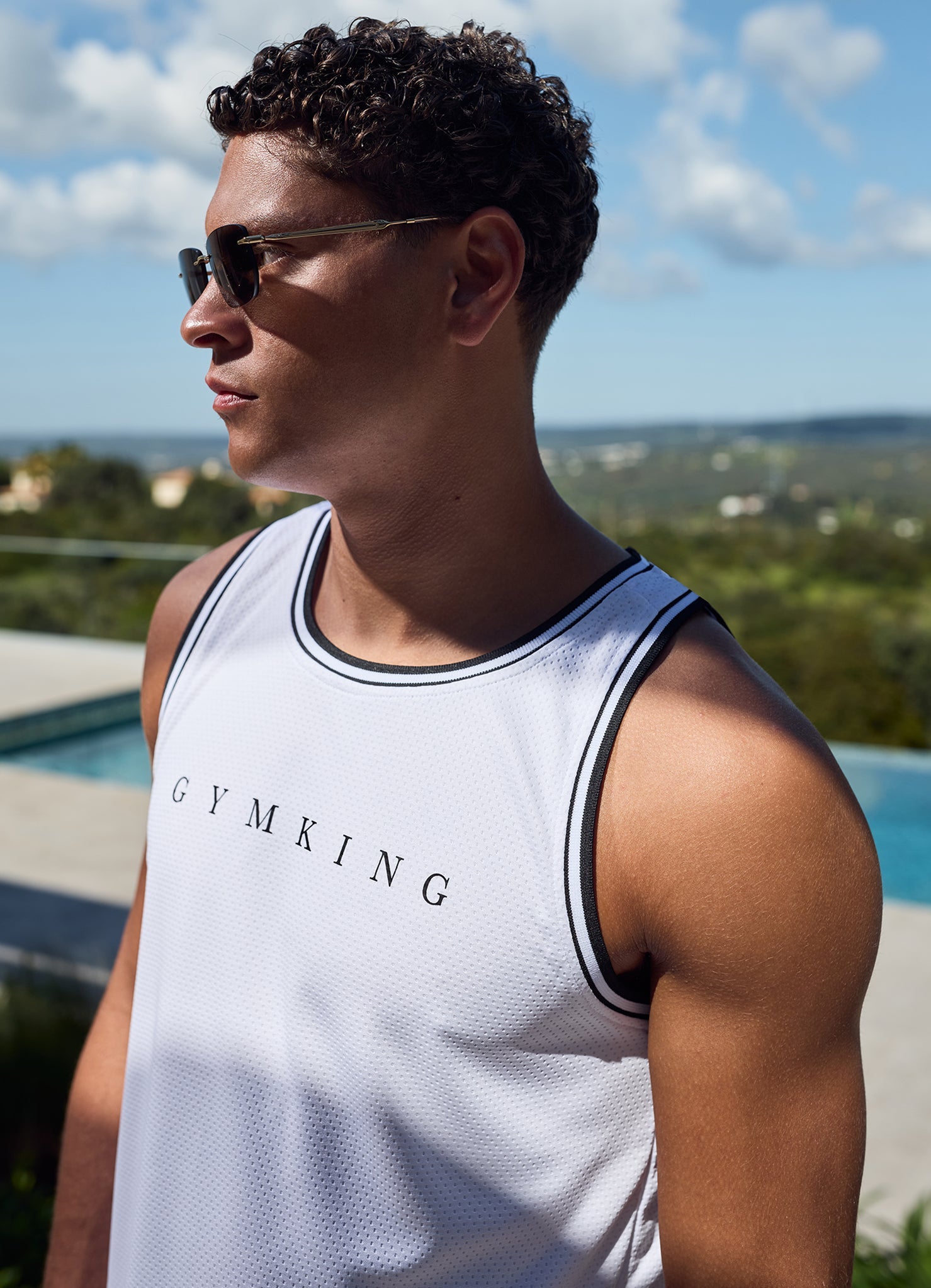 Gym King Brooklyn Mesh Vest - White/Black