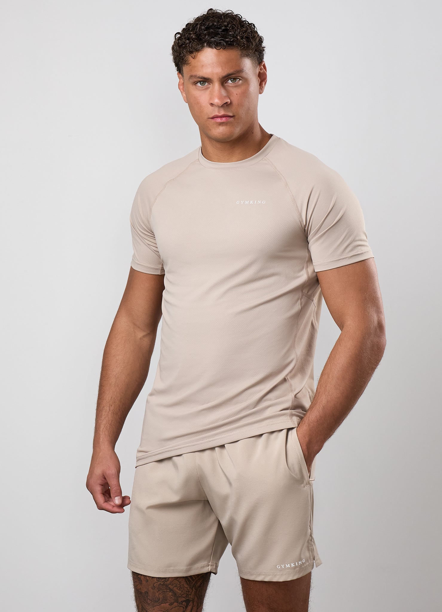 Gym King Energy Linear Tee - Stoneware