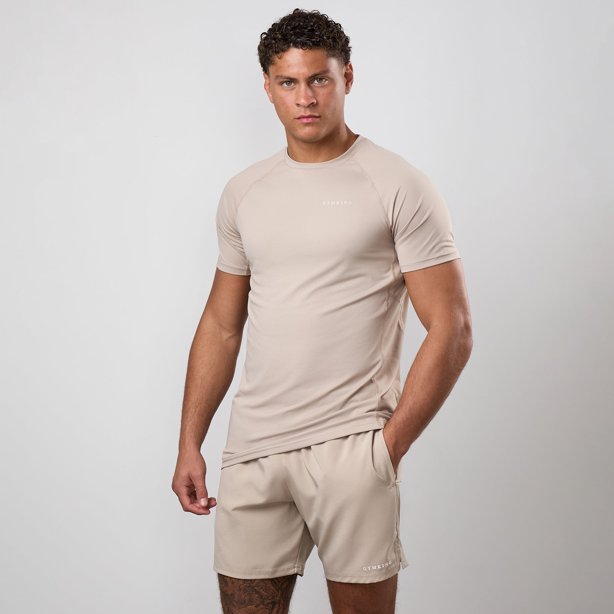 Gym King Energy Linear Tee - Stoneware