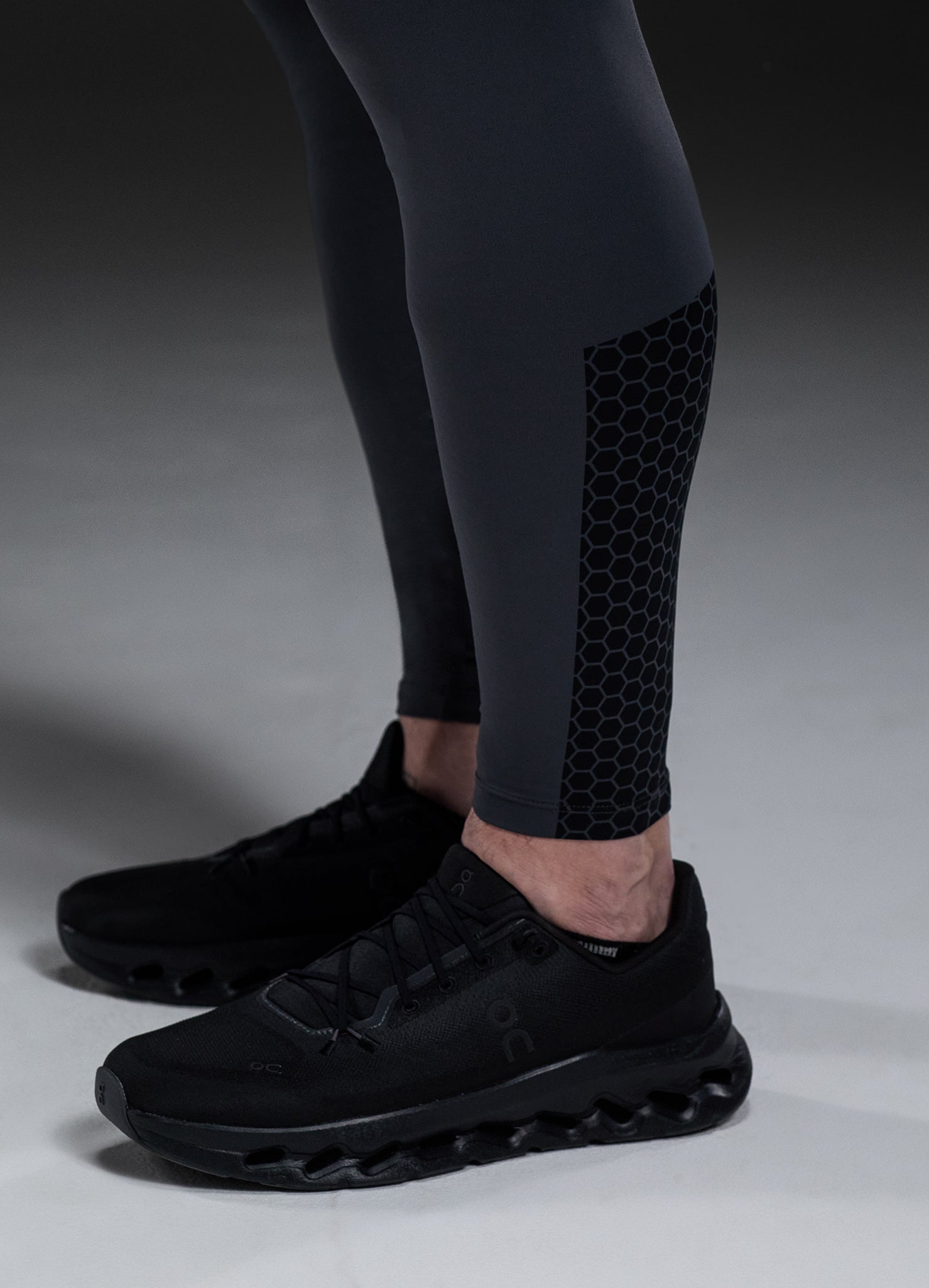 Gym King Fight Division Combat Compression Legging - Graphite