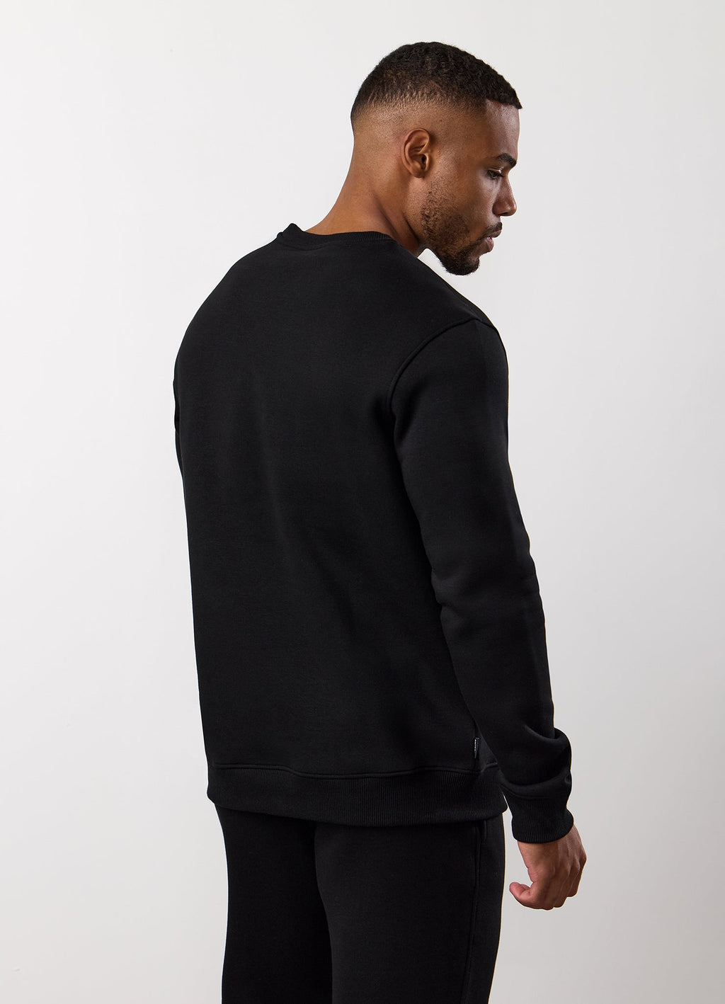 Gym King Fundamental Linear Crew - Black