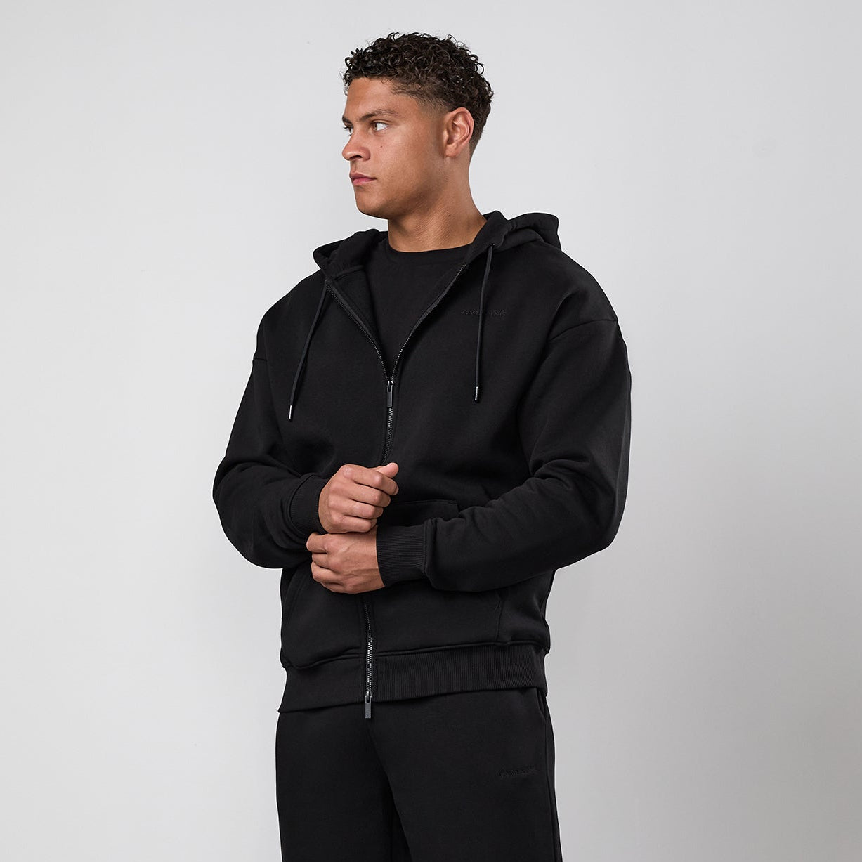 Gym King Fundamental Linear Full Zip Hoodie - Black/Black