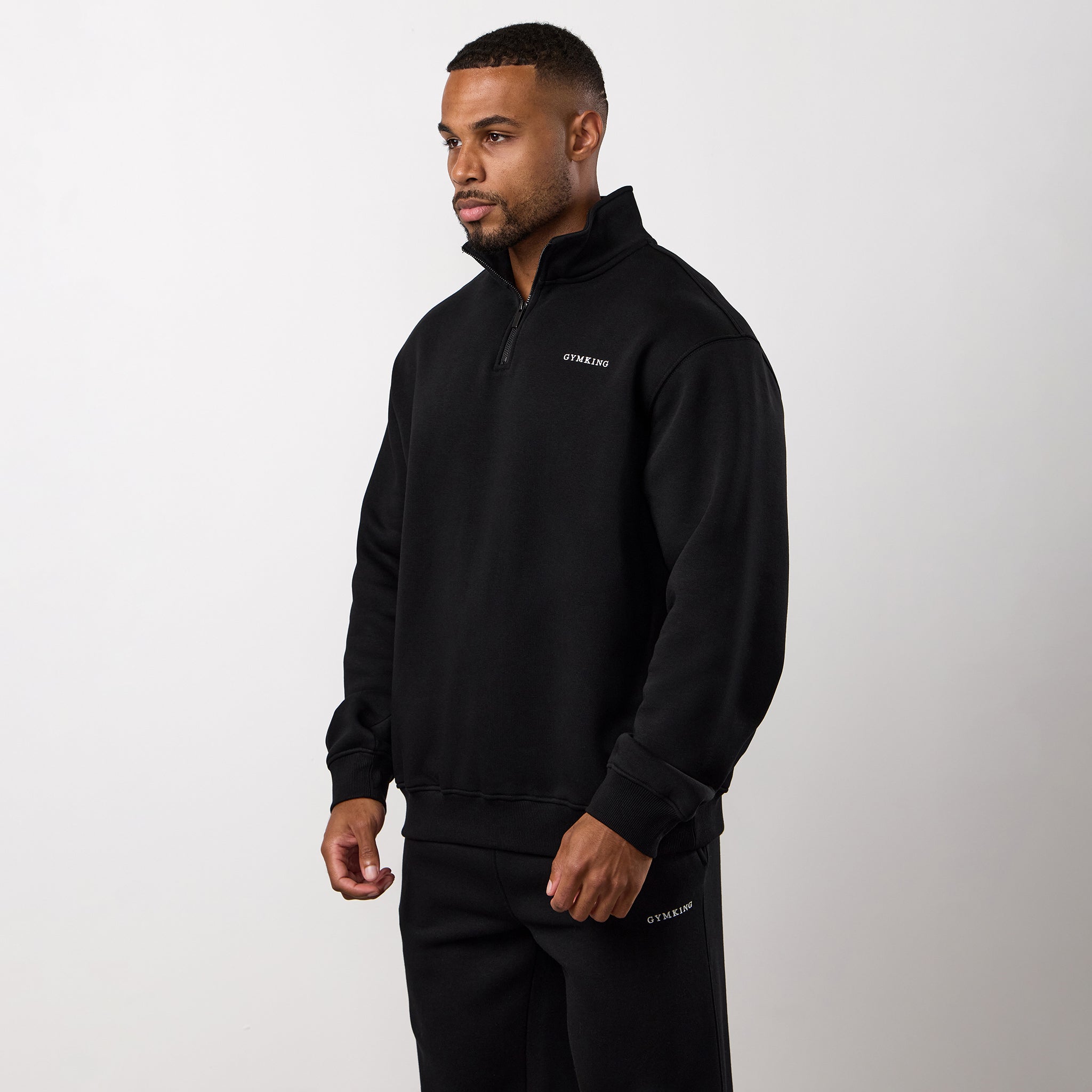 Gym King Fundamental Linear 1/4 Zip Funnel - Black