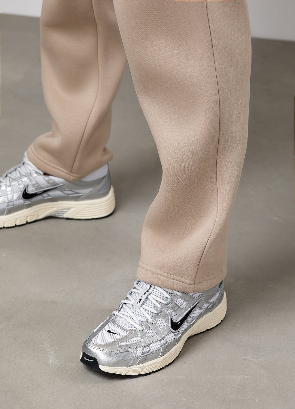 Gym King Fundamental Linear Straight Leg Jogger - Stoneware