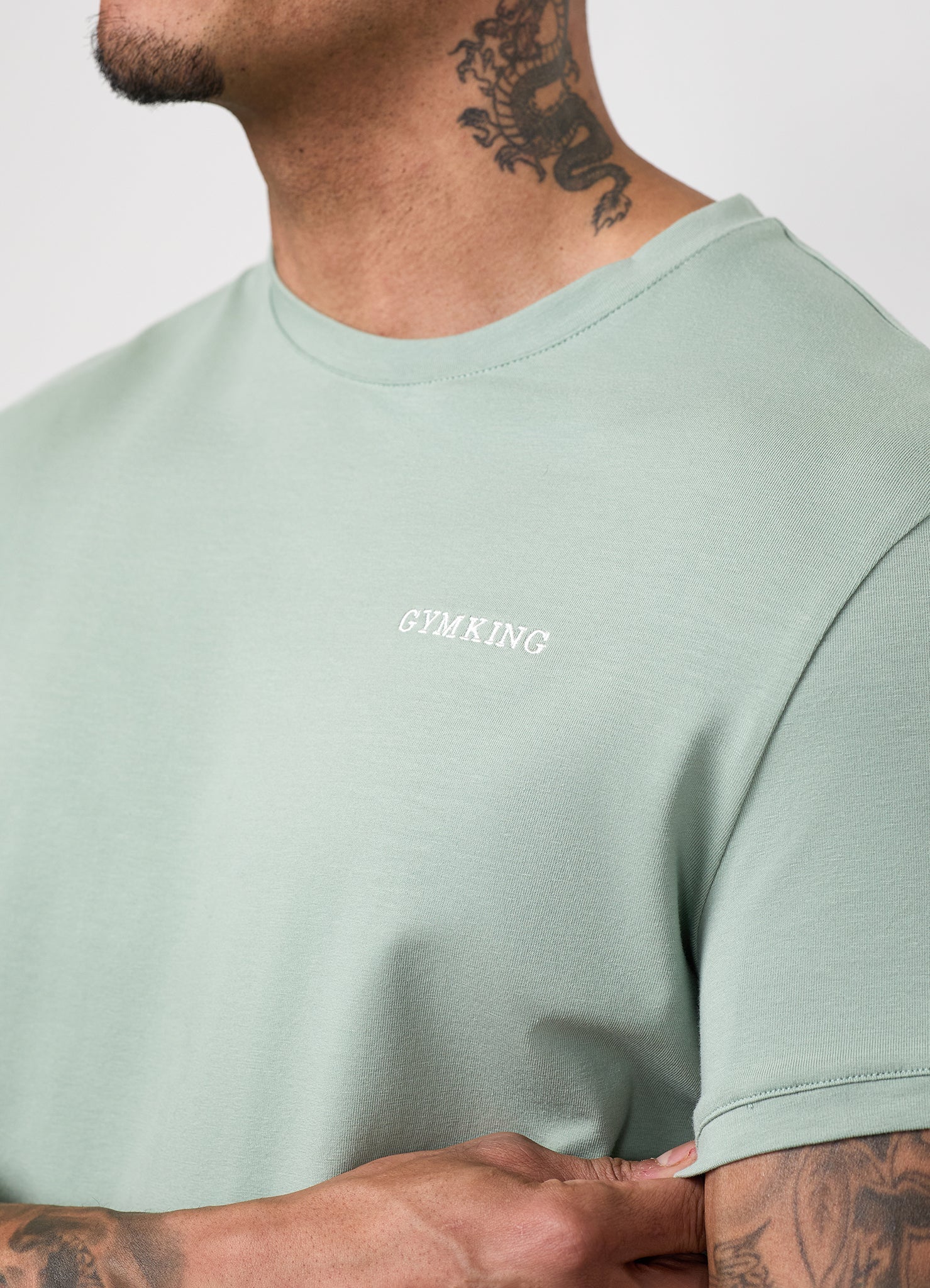 Gym King Fundamental Linear Tee - Urban Sage
