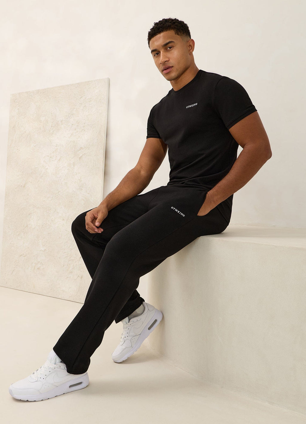 Gym King Fundamental Linear Tee - Black