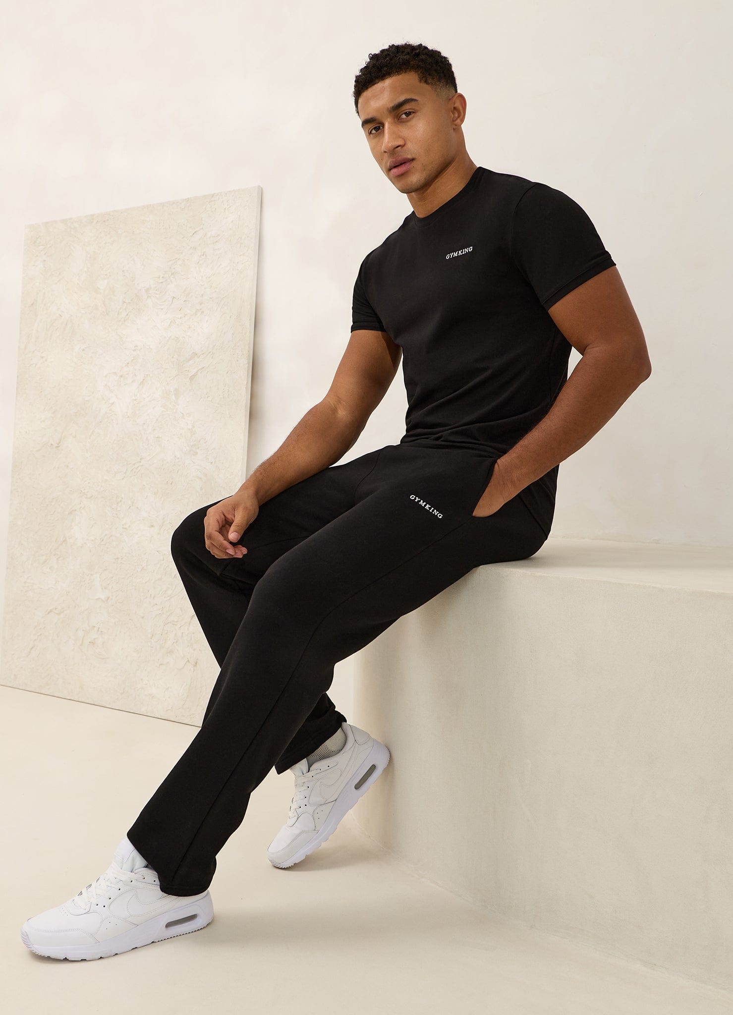 Gym King Fundamental Linear Tee - Black