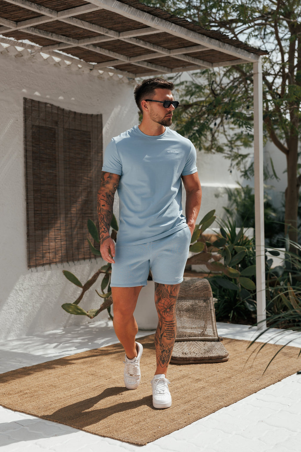 Gym King Fundamental Linear Tee - Powder Blue