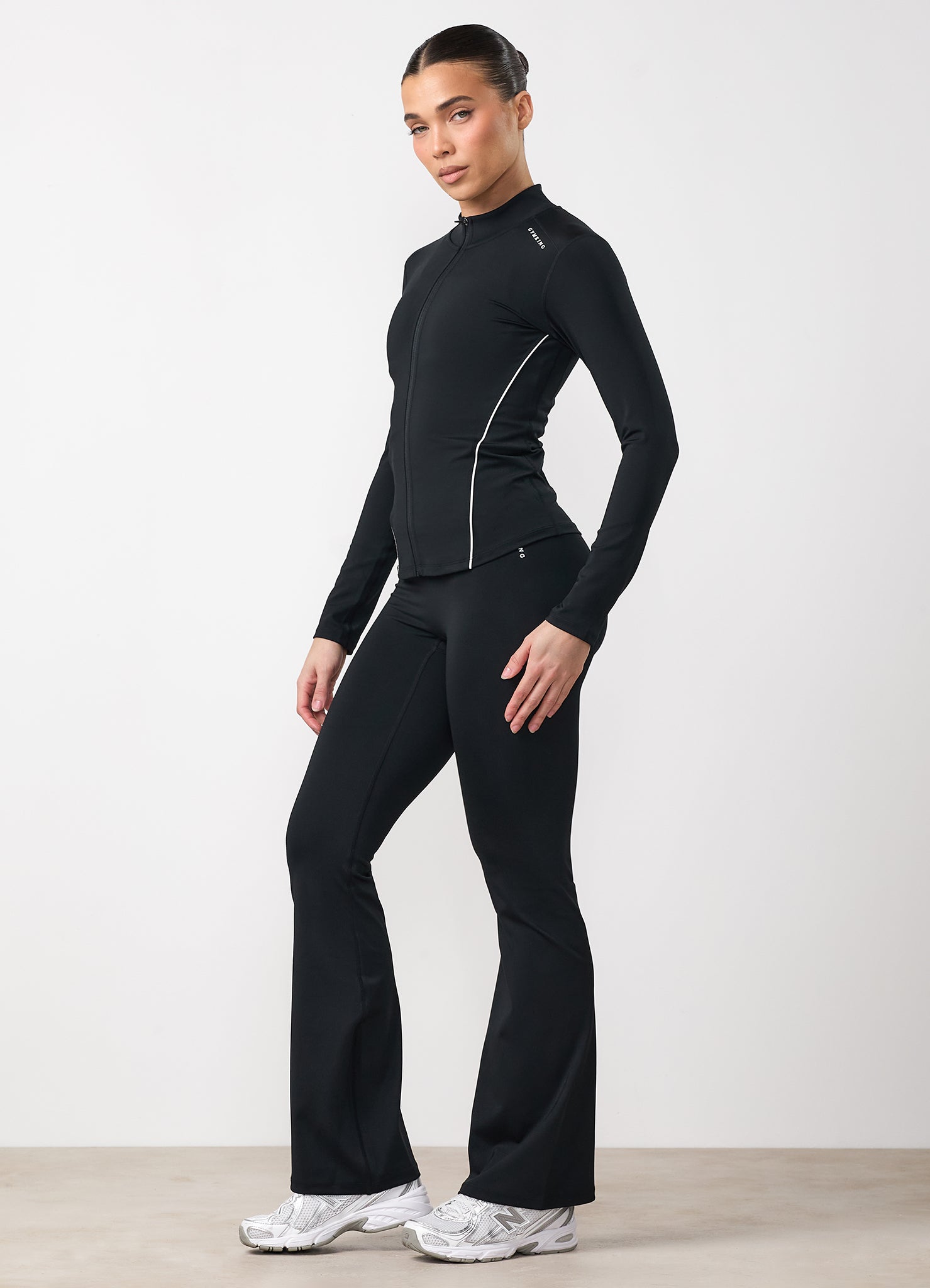 Gym King Knockout Full Zip Funnel - Black
