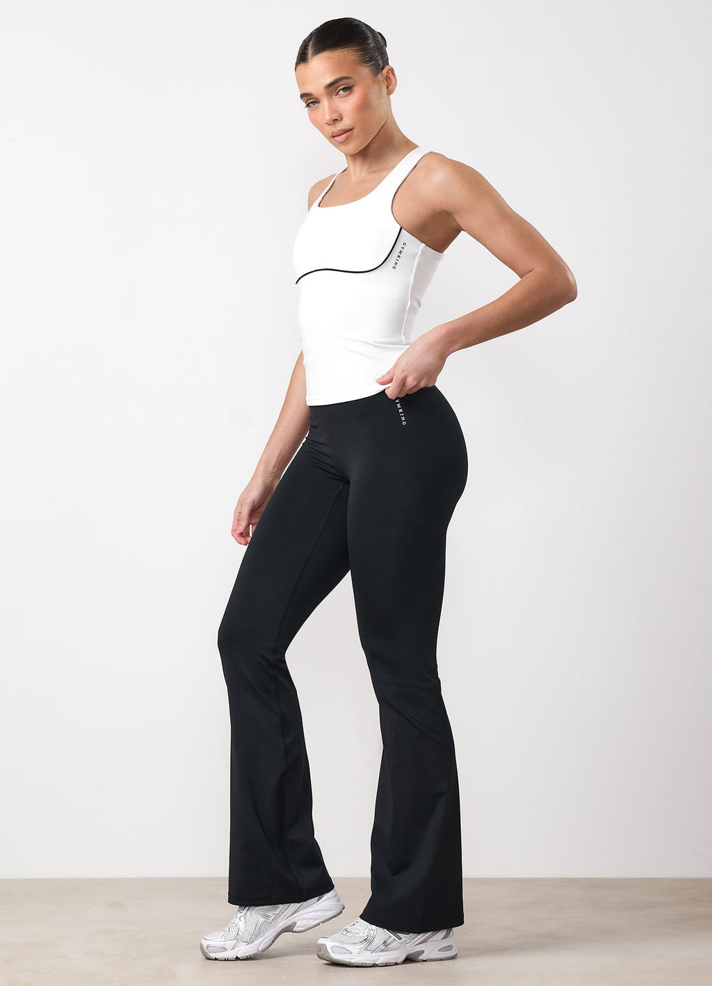 Gym King Knockout Flared Legging - Black