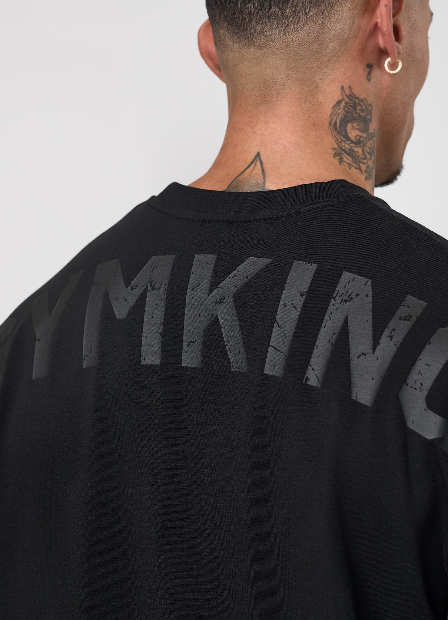 Gym King Linear Arch Tee - Black / Black
