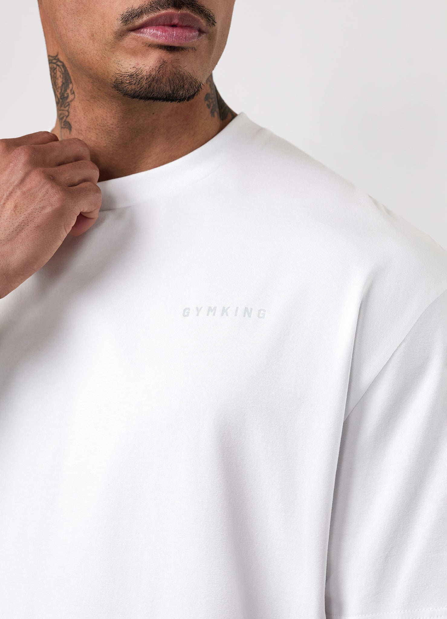 Gym King Linear Arch Tee - White / Light Grey