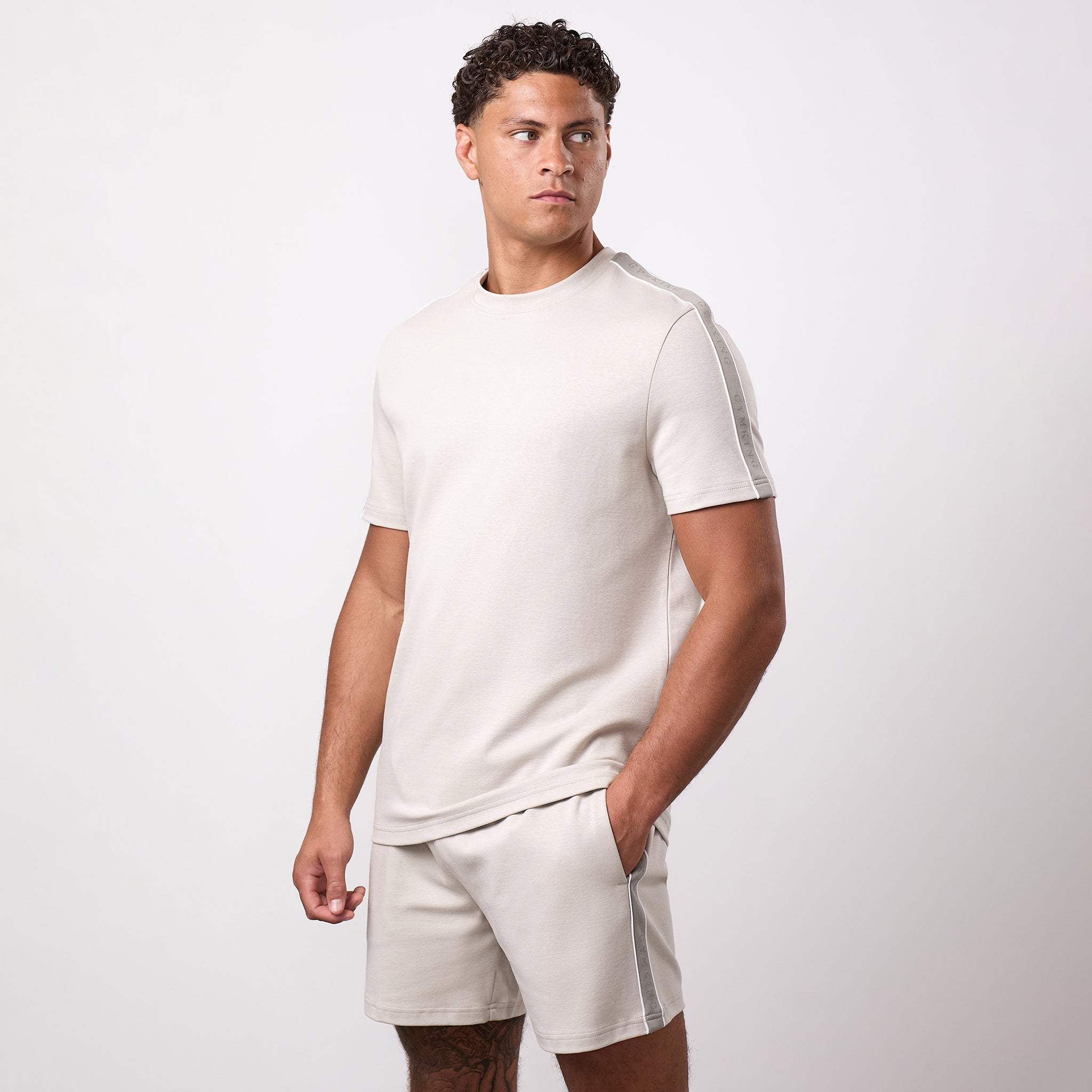 Gym King Linear Taped Tee - Grey Mist