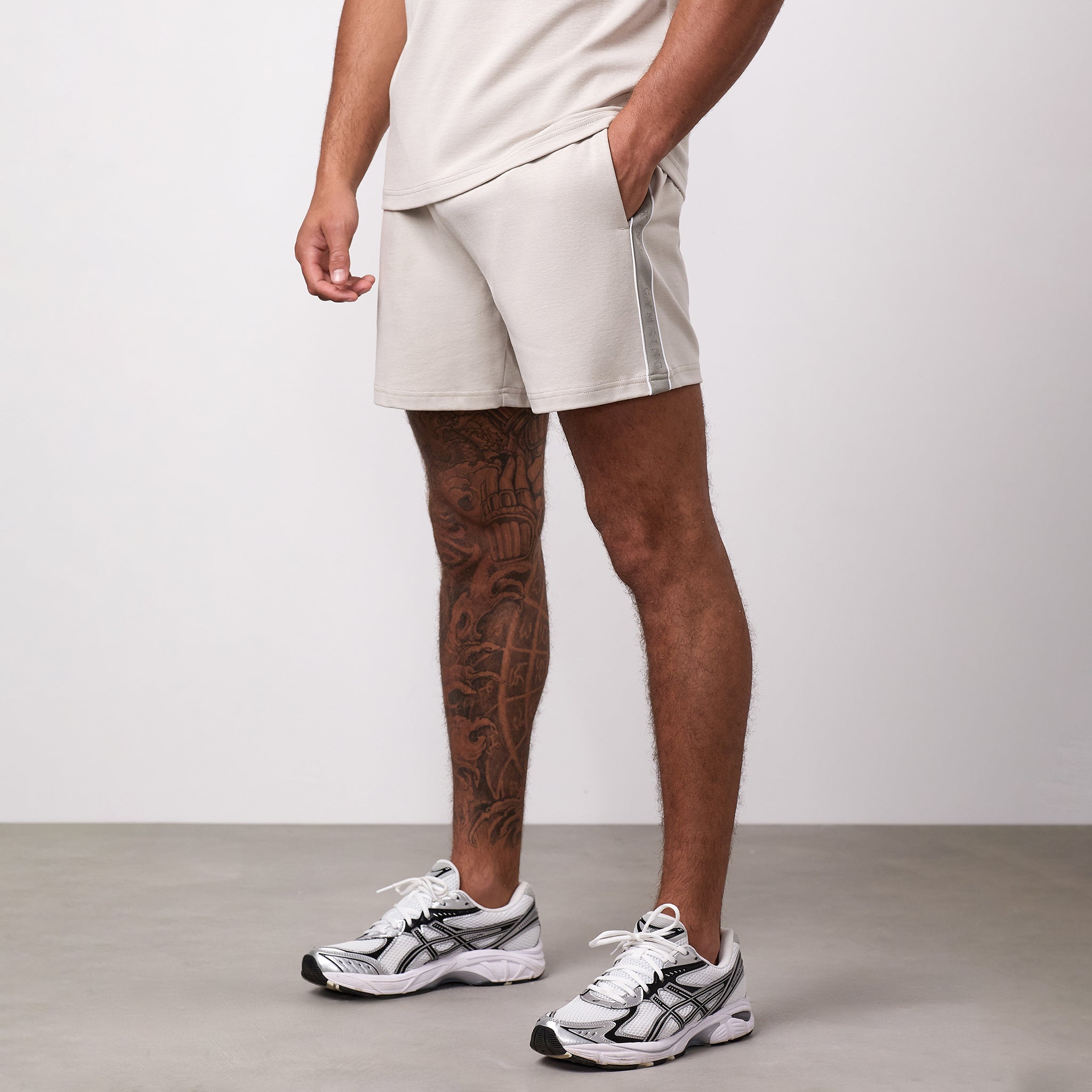 Gym King Linear Taped Short - Grey Mist