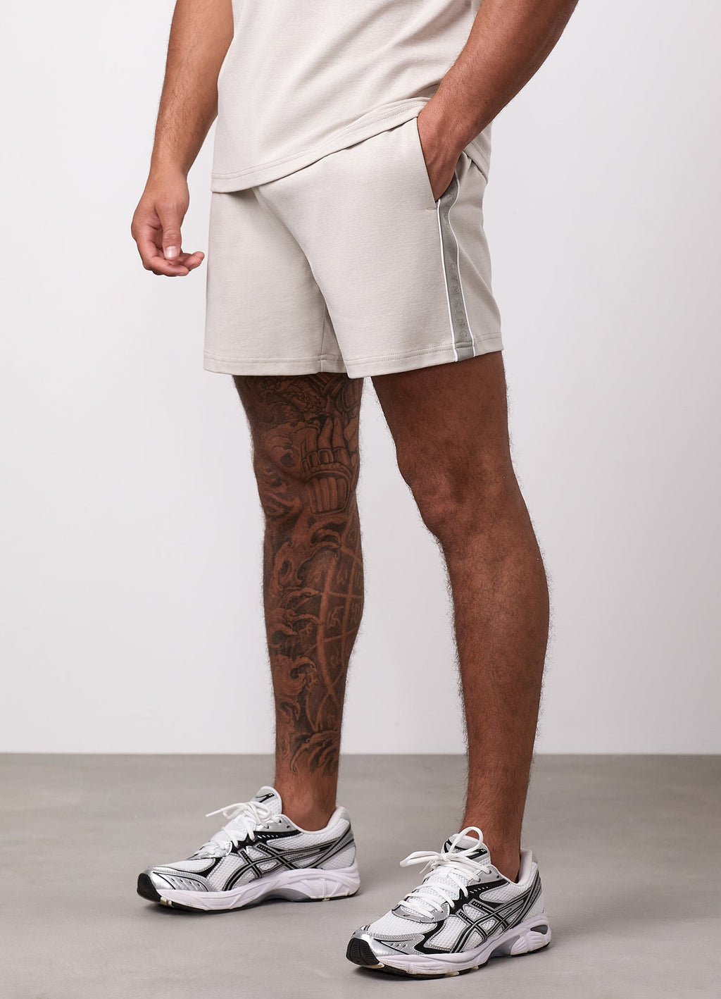 Gym King Linear Taped Short - Grey Mist