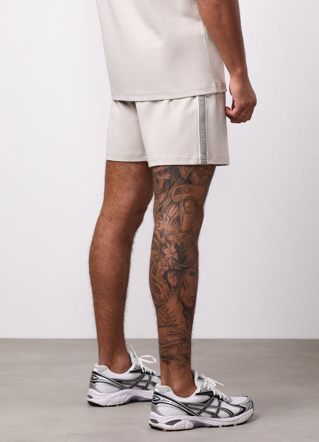 Gym King Linear Taped Short - Grey Mist