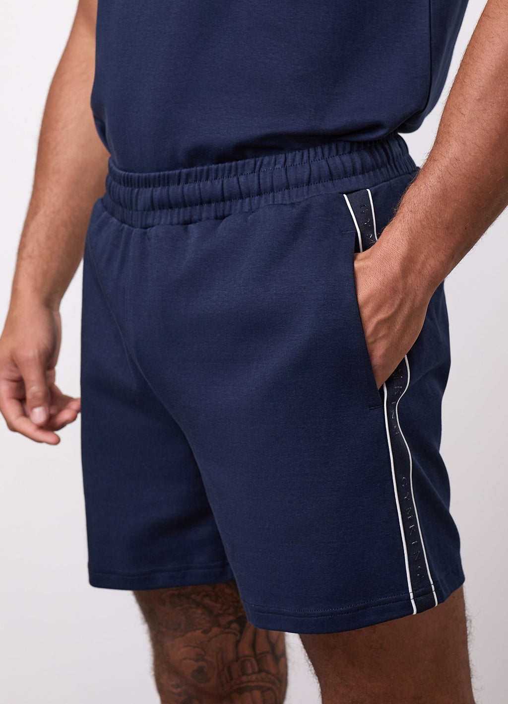 Gym King Linear Taped Short - Navy