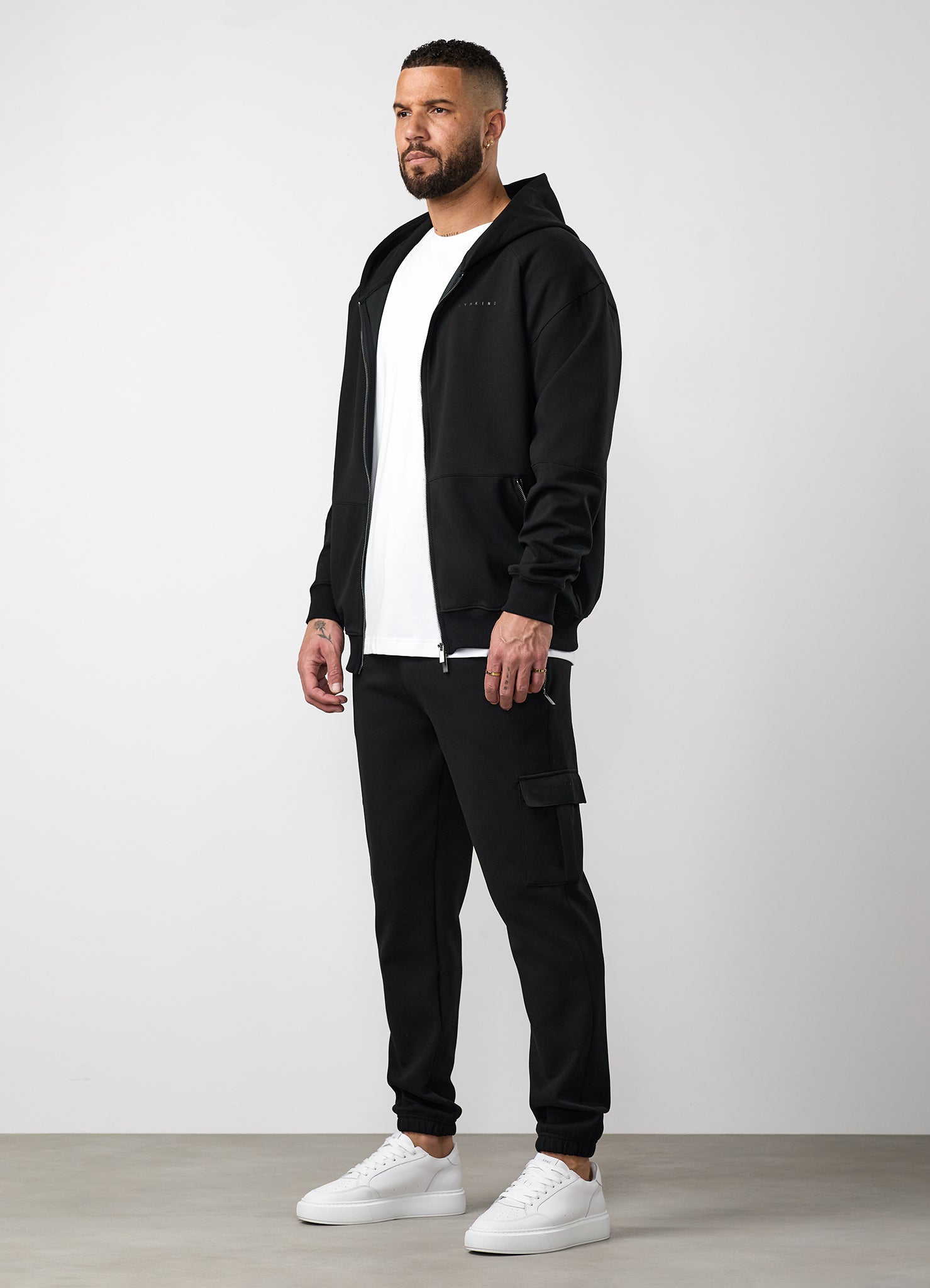 Gym King Linear Travel Cargo Jogger - Black