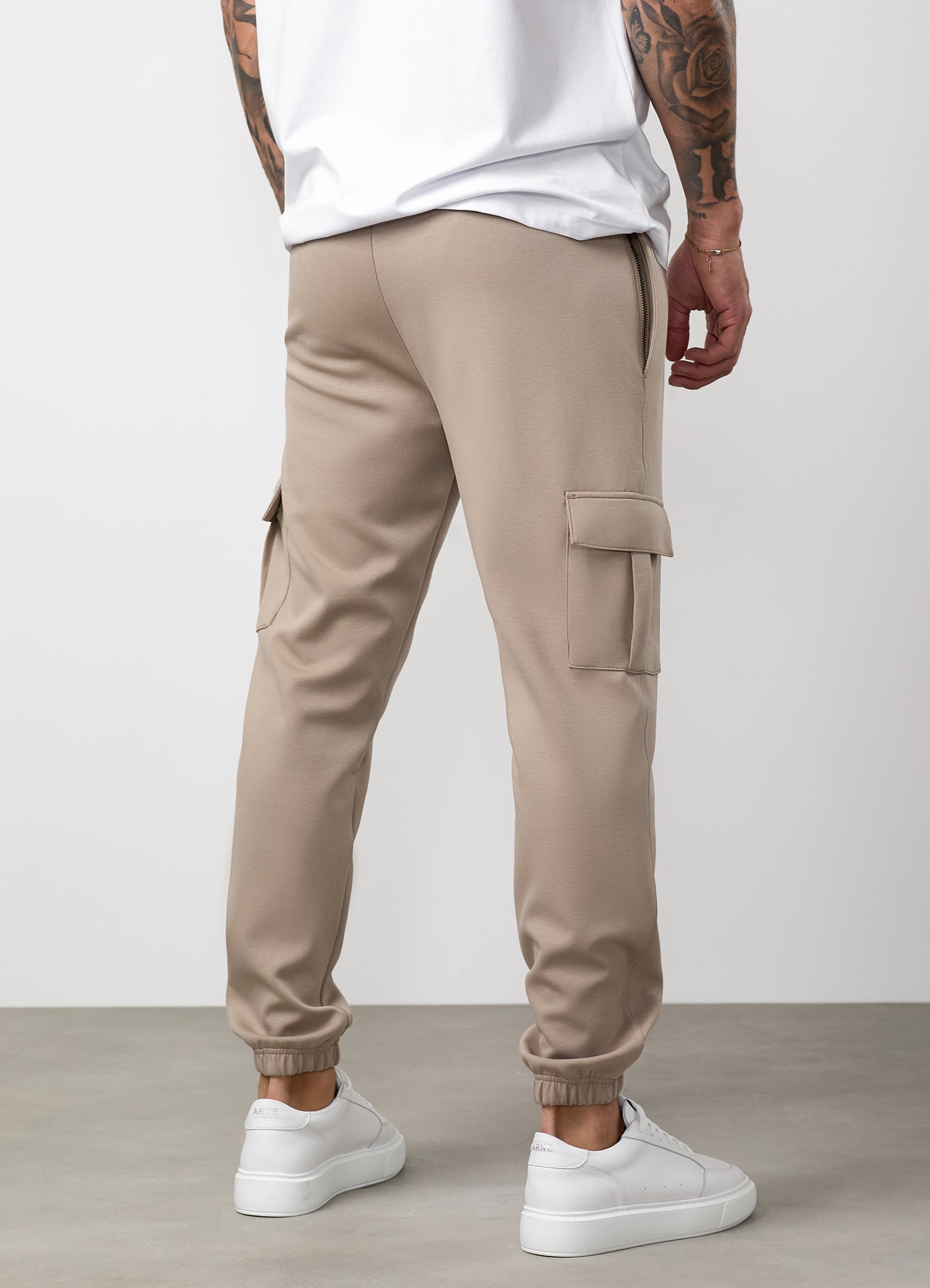 Gym King Linear Travel Cargo Jogger - Claydust