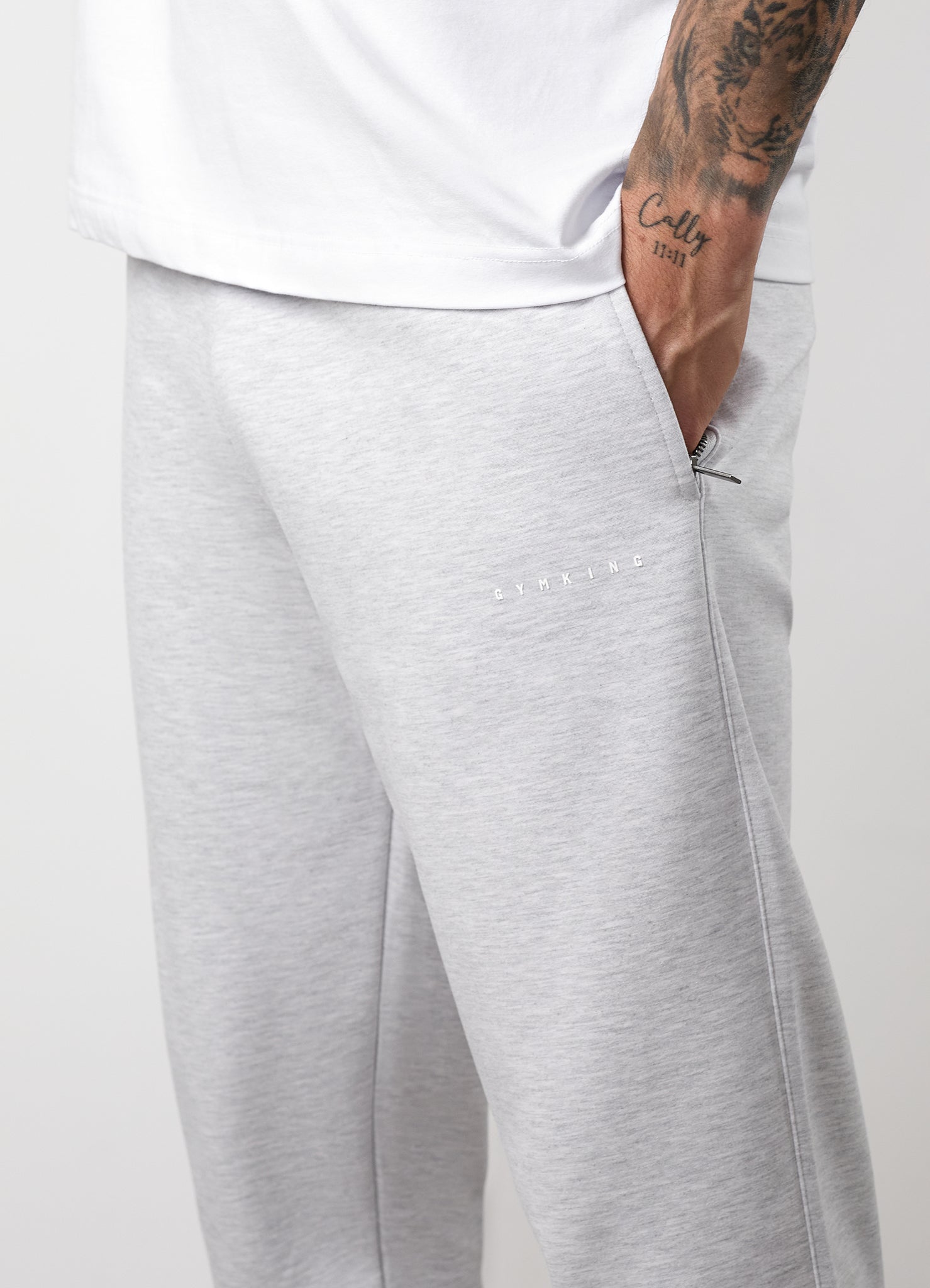 Gym King Linear Travel Jogger - Snow Marl