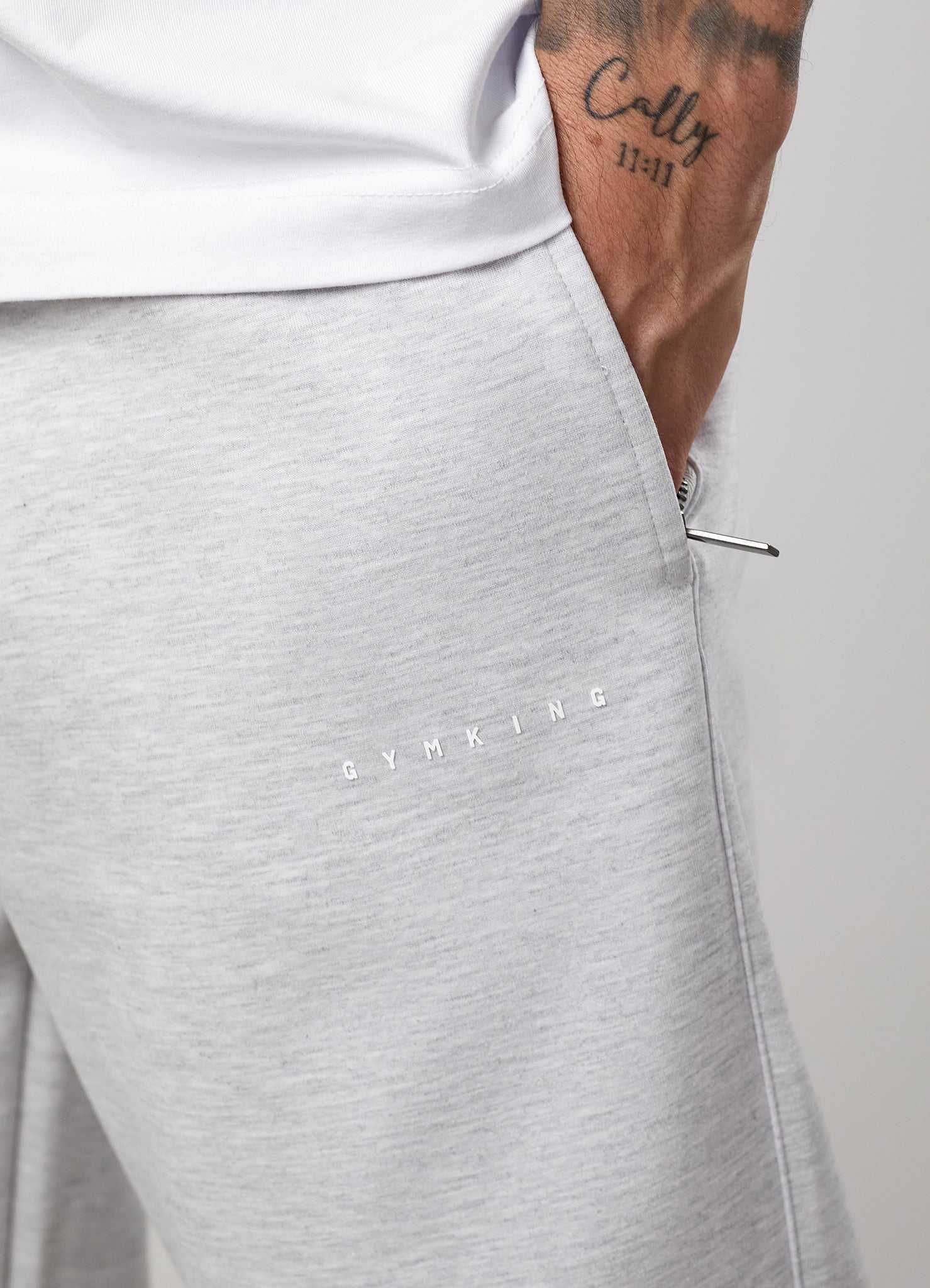 Gym King Linear Travel Jogger - Snow Marl