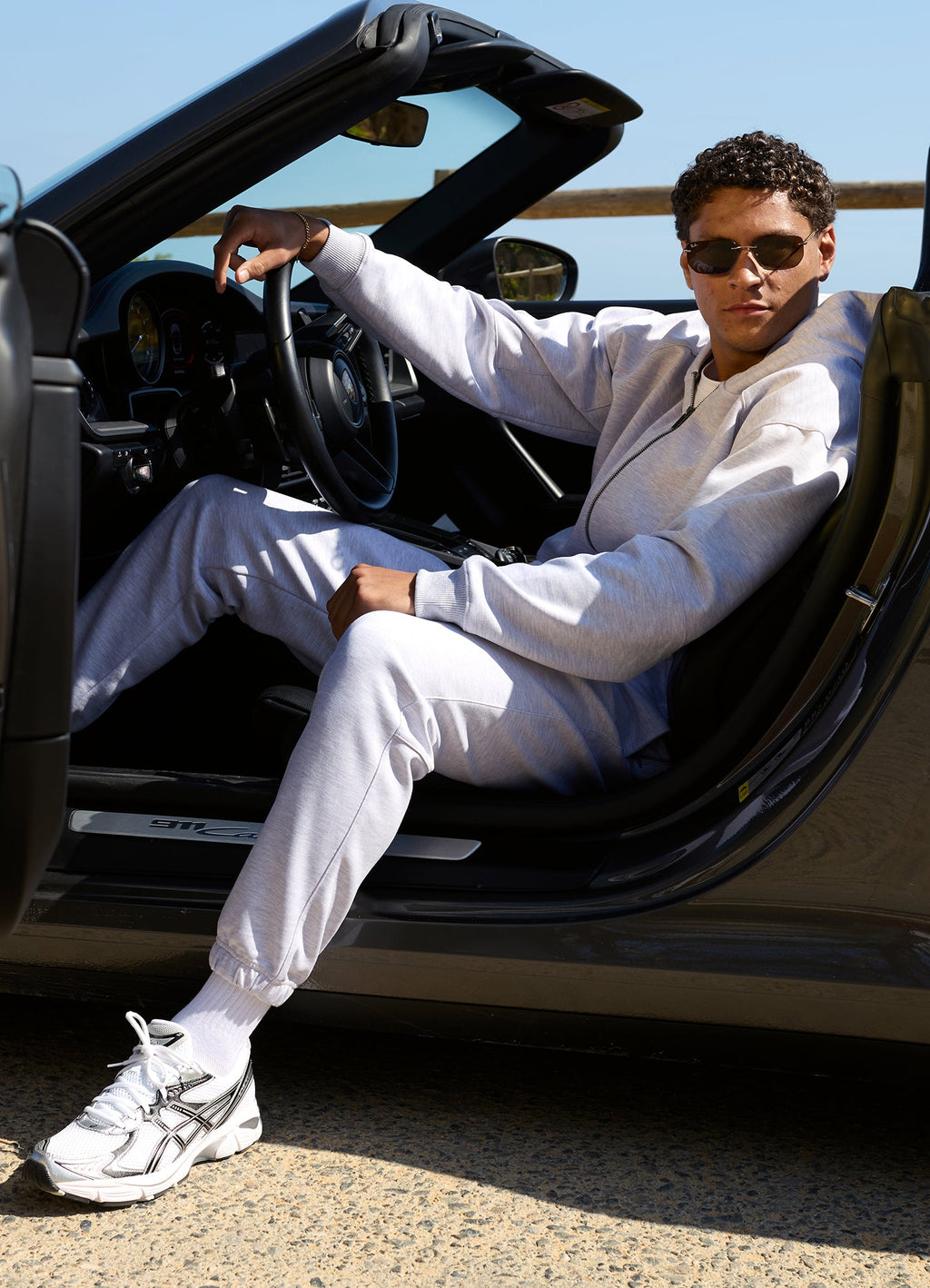 Gym King Linear Travel Full Zip Hoodie - Snow Marl