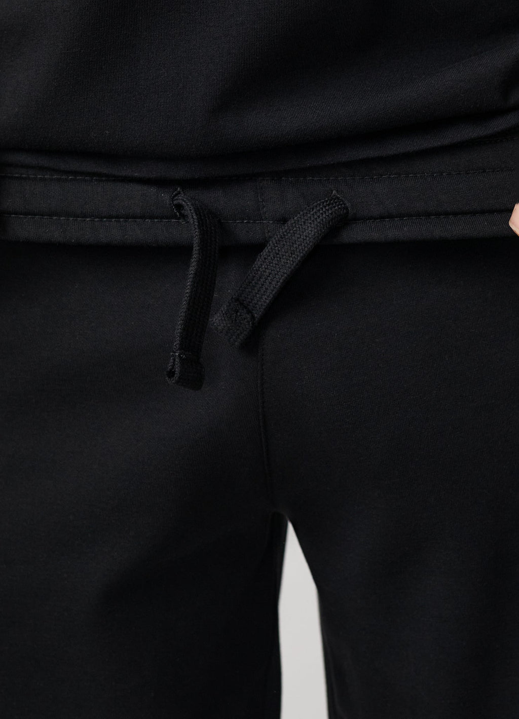 Gym King Linear Travel Cargo Short - Black