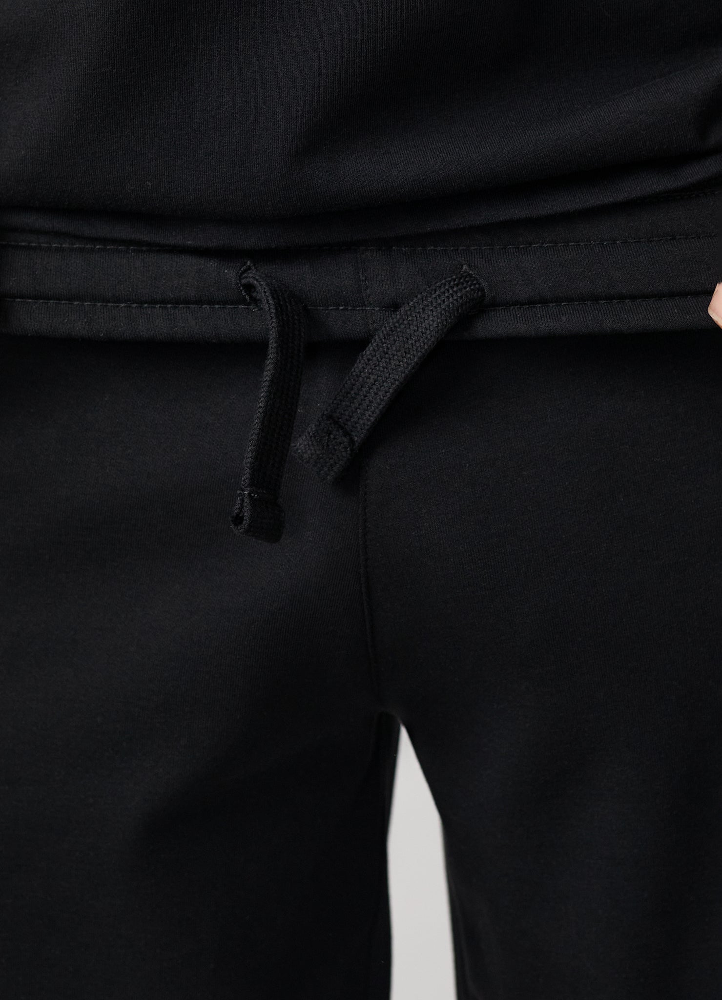 Gym King Linear Travel Cargo Short - Black