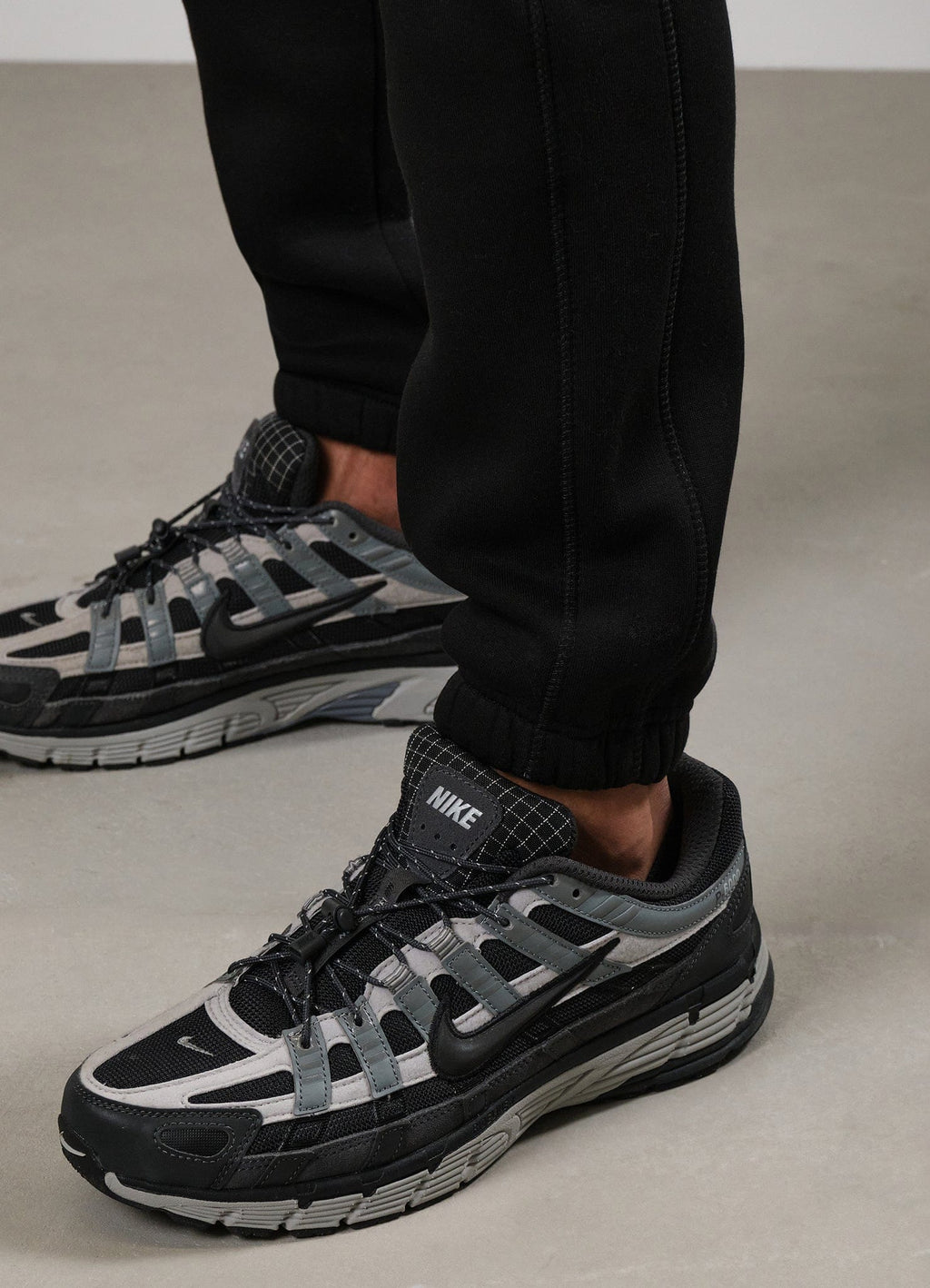 Gym King Momentum Jogger - Black